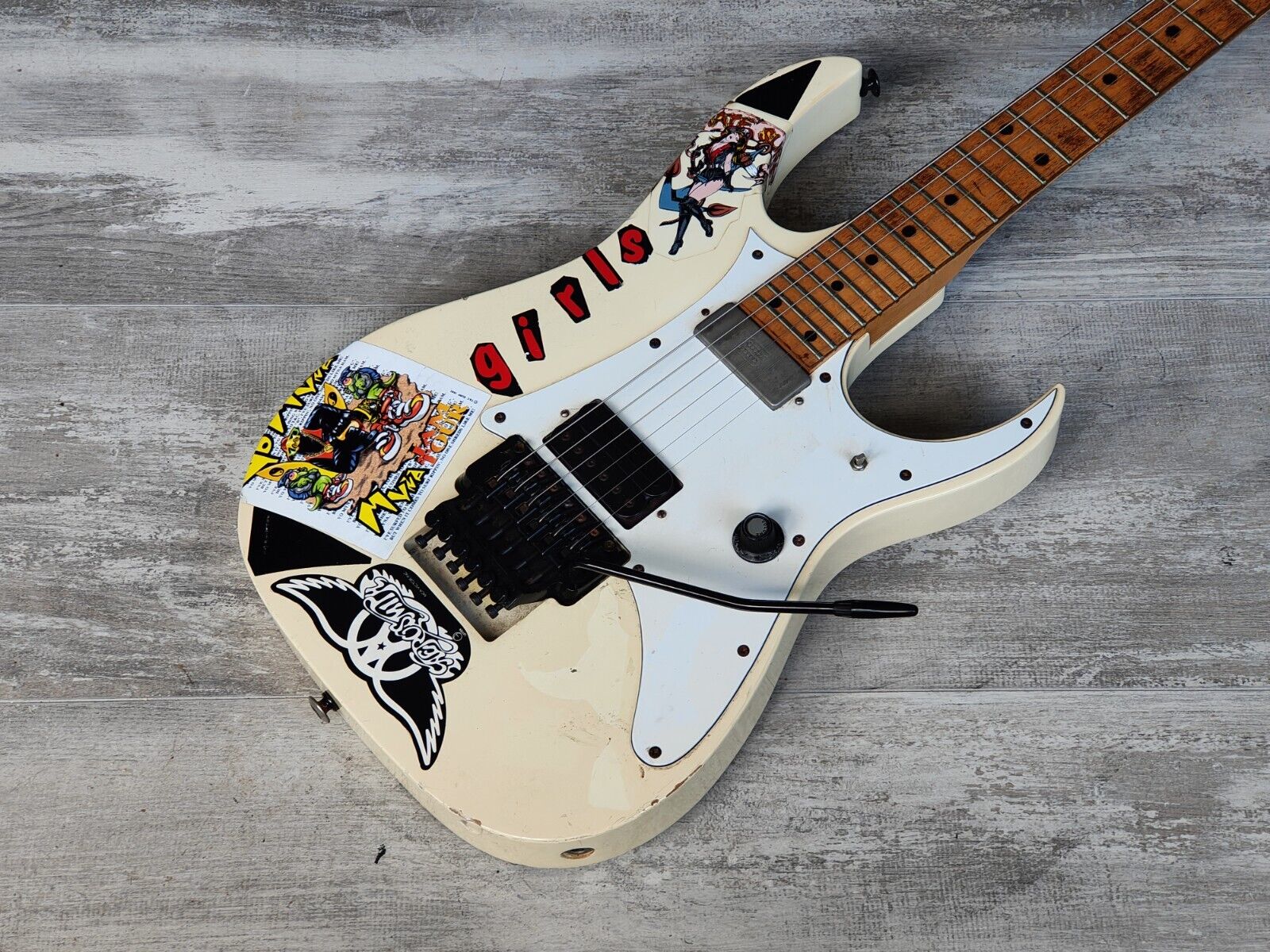 1987 Ibanez Japan RG550 Modified Superstrat - Duncan/Dimarzio Pickups  (White)