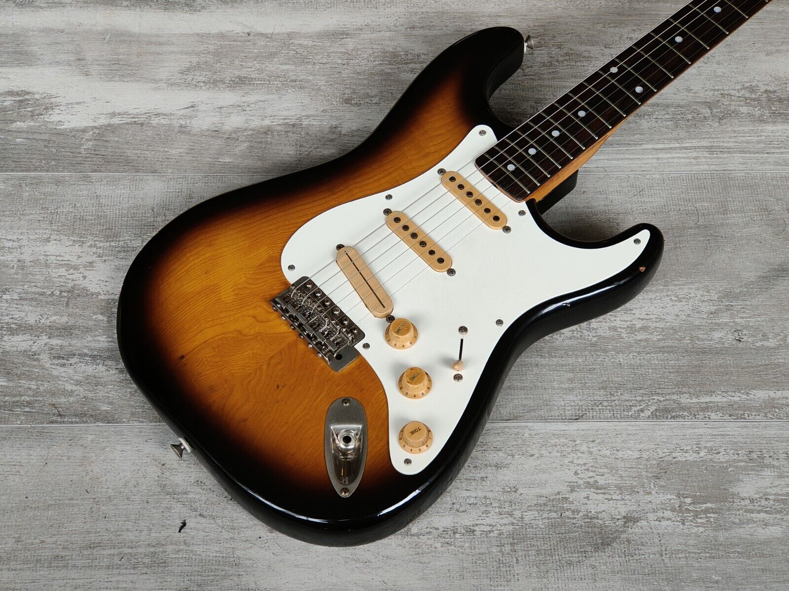 1980 Tokai ST-80 Springy Sound '54/63 Reissue Stratocaster (Brown Sunburst)