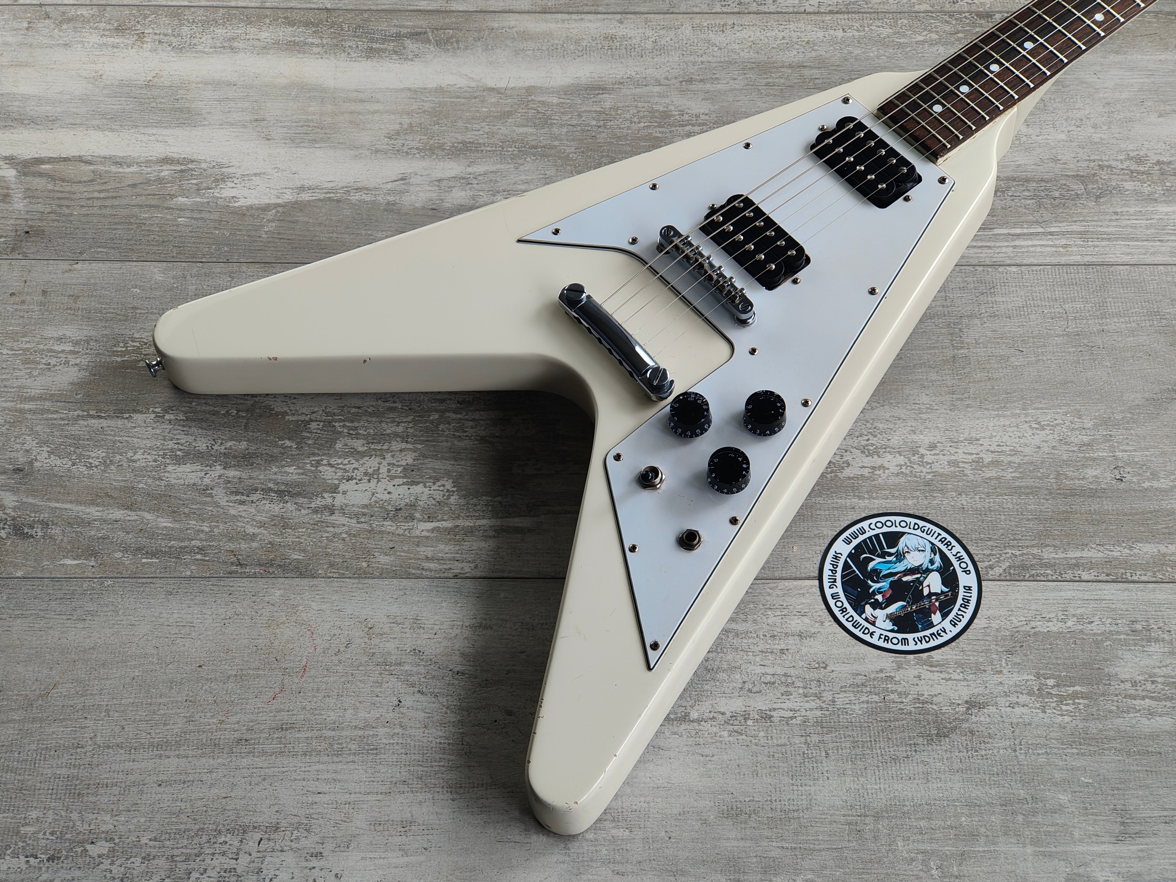 1979 Greco Japan FV-600 '67 Reissue Flying V (White) – Cool Old Guitars