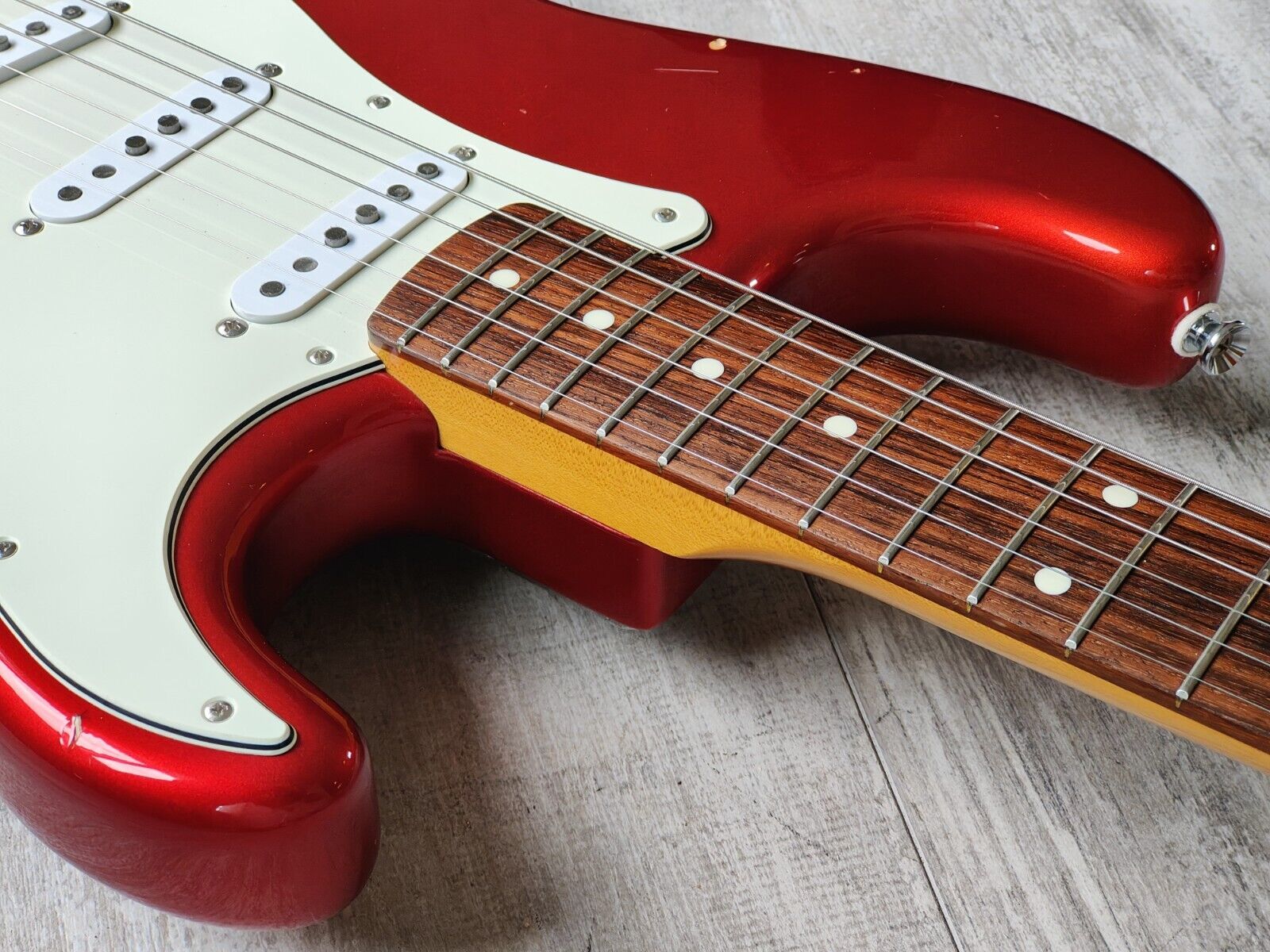 1993 Fender Japan '62 Reissue Stratocaster (Candy Apple Red)