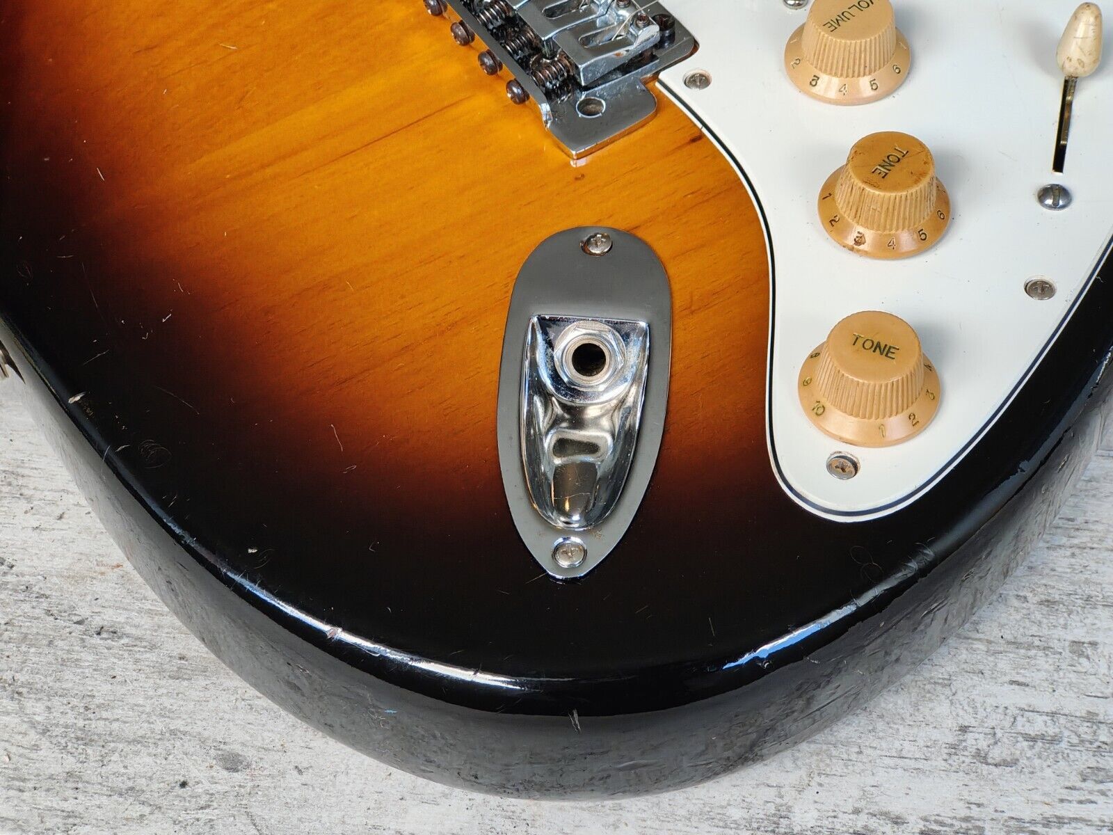 1983 Tokai ST-60 Goldstar Sound '54 Reissue Stratocaster (Brown Sunburst)