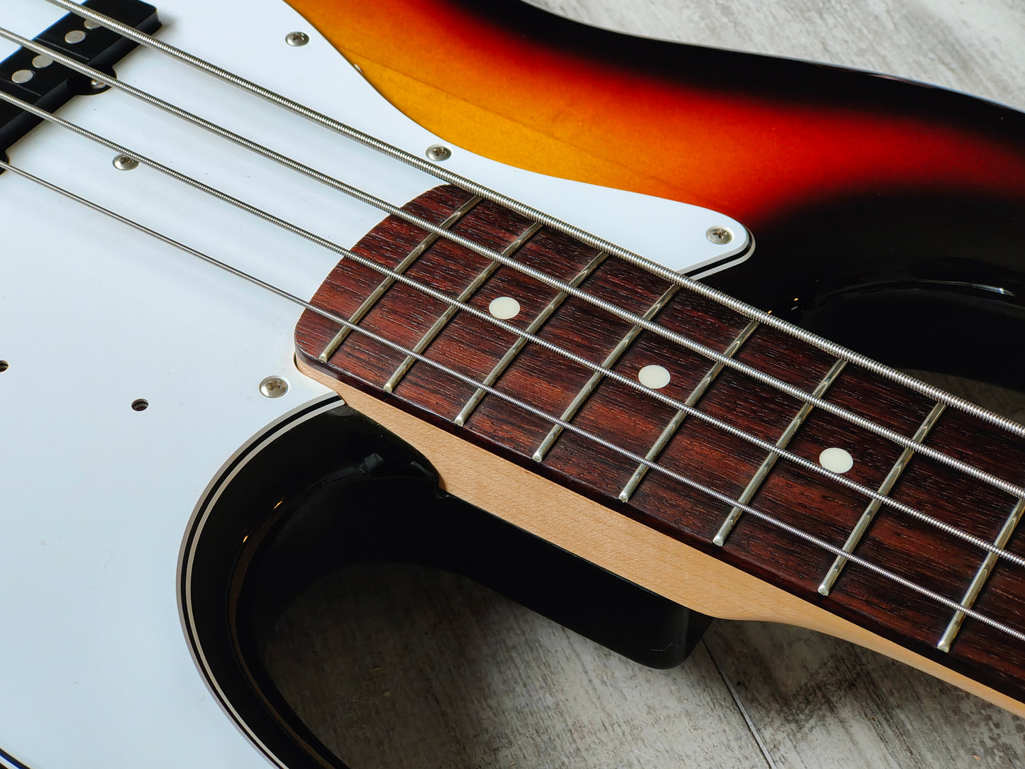 2013 Fender Japan Jazz Bass Standard (Sunburst)