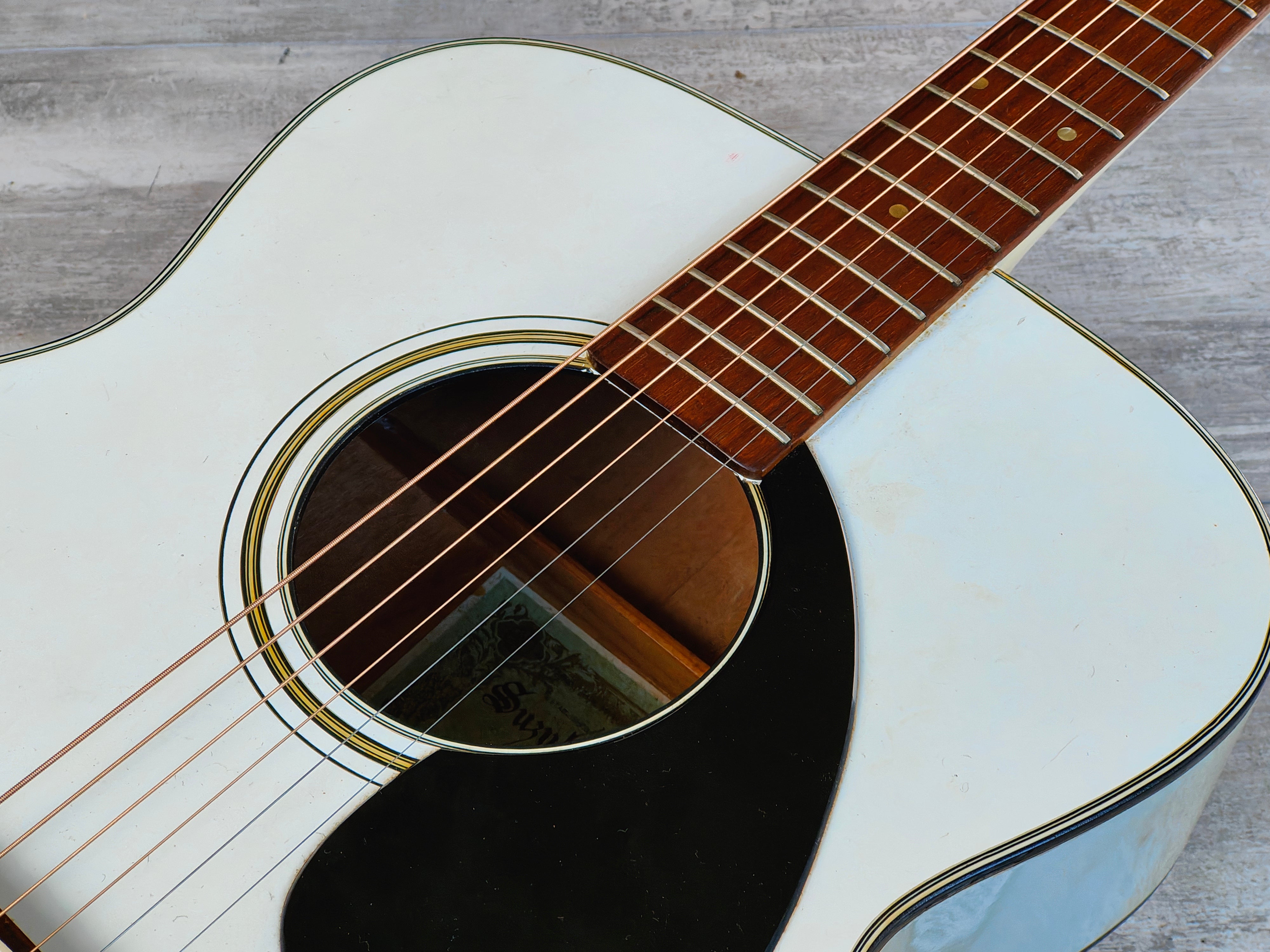 1970's Suzuki Japan F-90W Folk Acoustic Guitar (White)