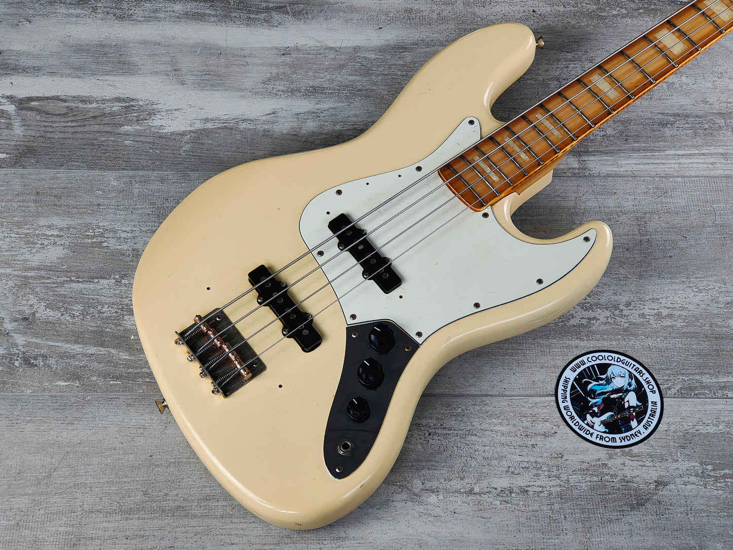 1978 Greco Japan JB600W Jazz Bass (Aged White)