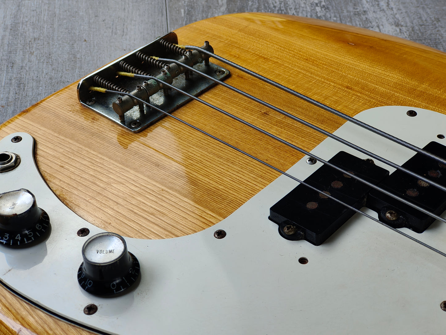 1976 Fernandes Japan FPB-65N Precision Bass (Natural)