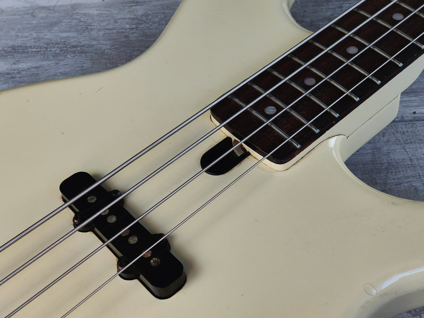 1984 Yamaha Japan BB-V Broad Bass (Aged White)