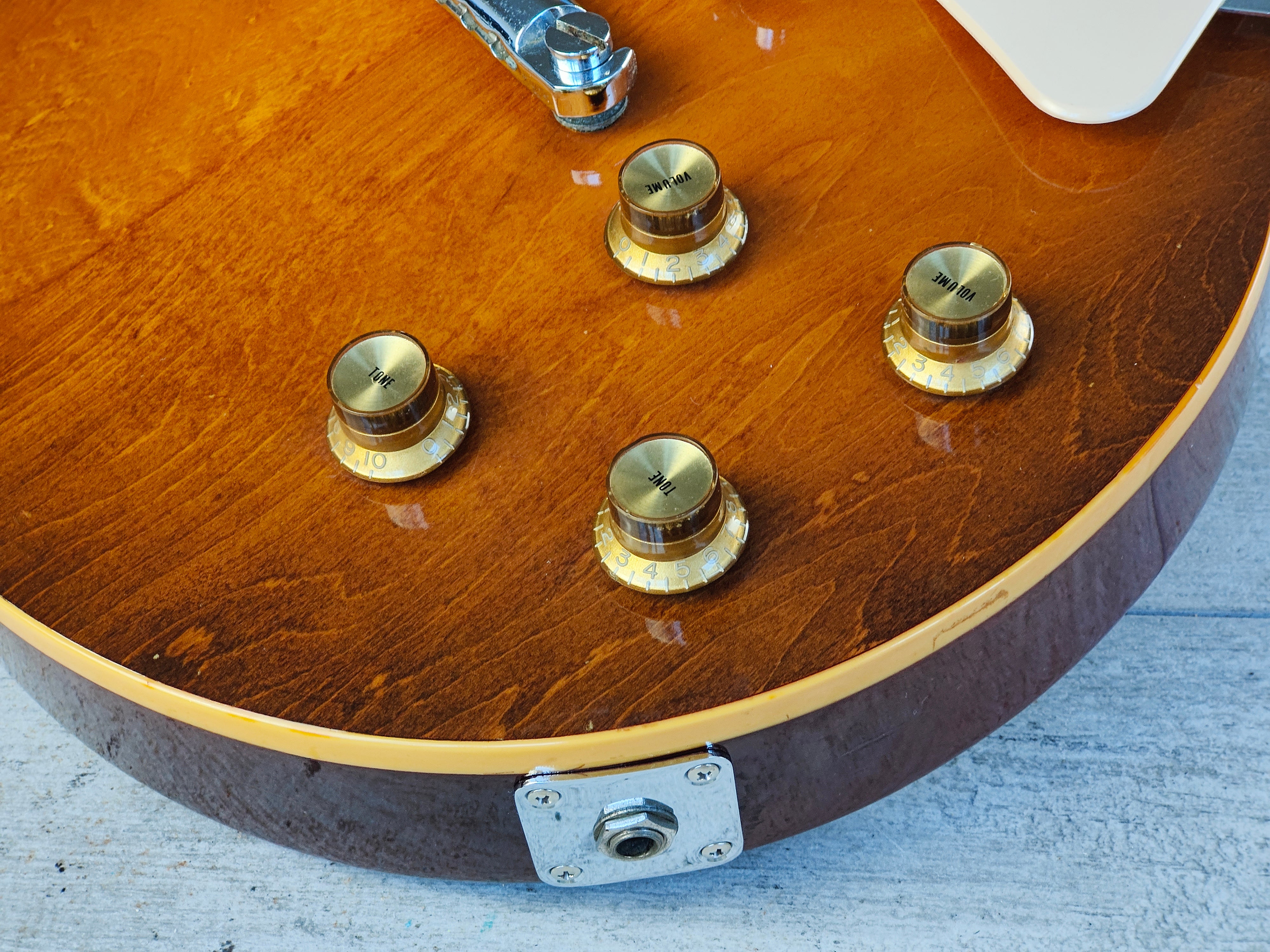 1977 Navigator (by ESP Japan) Les Paul Standard (Brown Sunburst) – Cool Old  Guitars