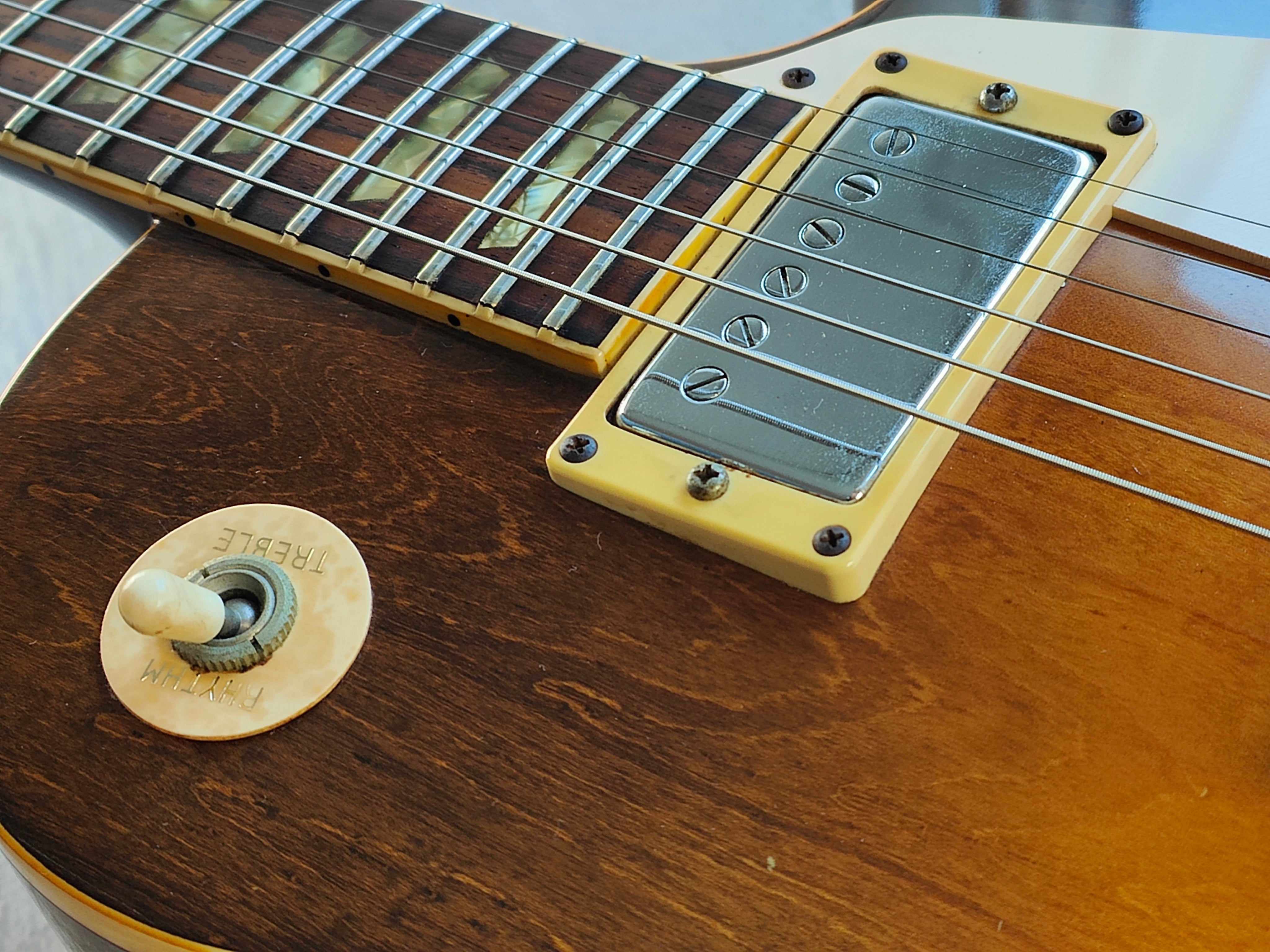 1977 Navigator (by ESP Japan) Les Paul Standard (Brown Sunburst)