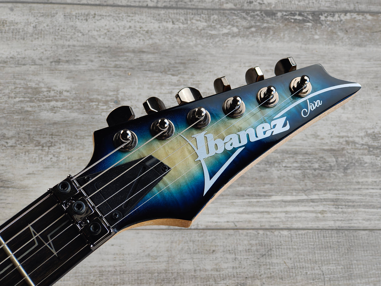 Ibanez JIVA JR Nita Strauss Signature Model Superstrat (Deep Sea Blonde)