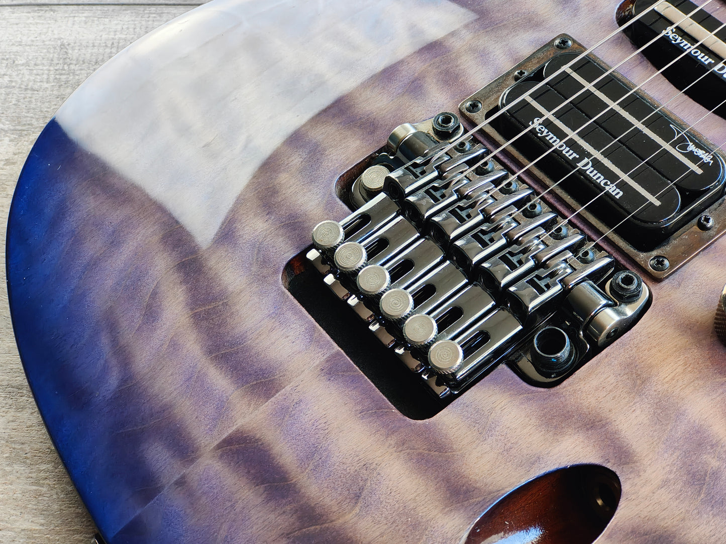 2012 Ibanez S570DXQM S Series HSH Superstrat w/Seymour Duncans (Quilted Purple Burst)