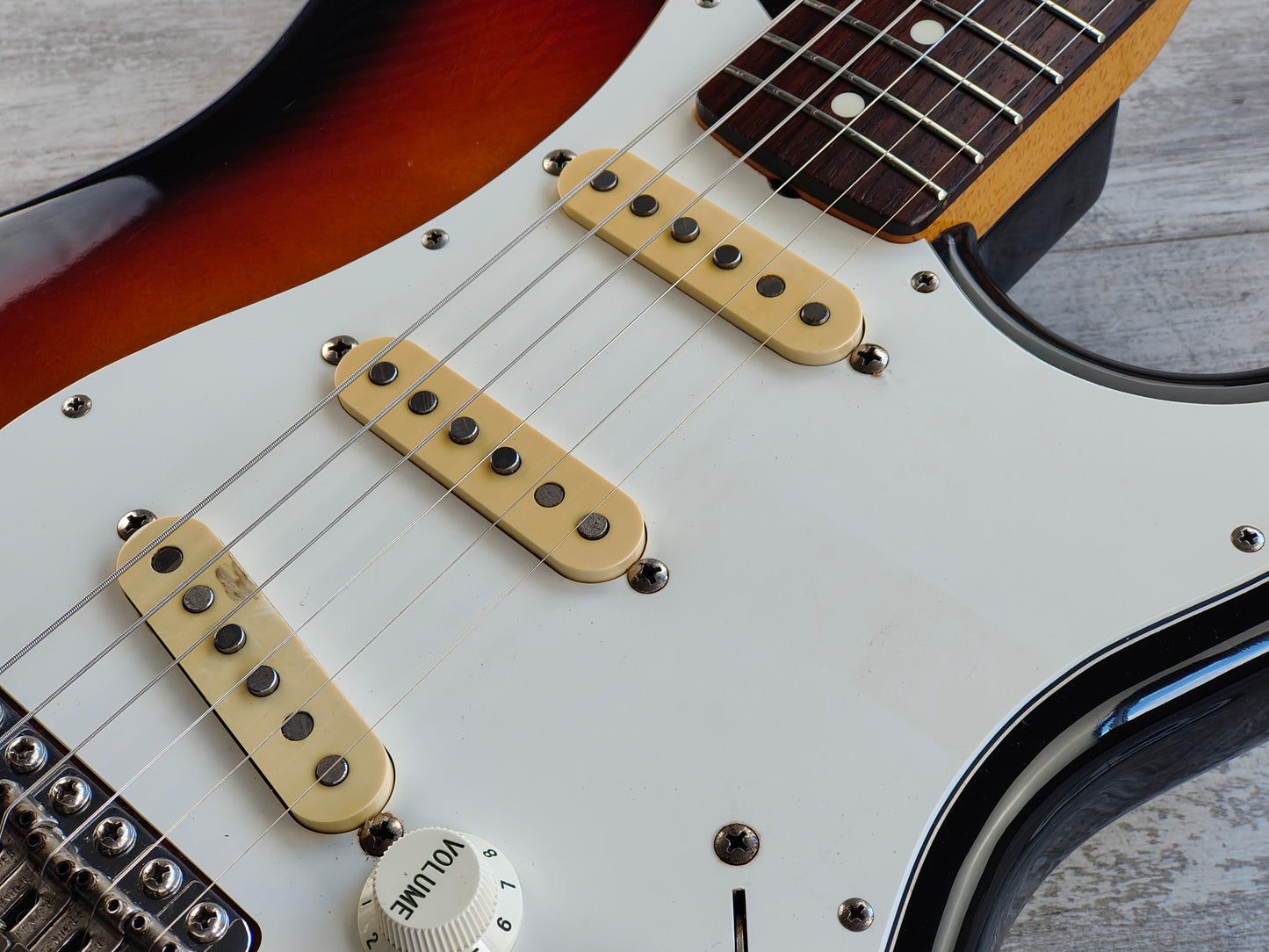 1987 Fender Japan ST62-55 "E Series" '62 Reissue Stratocaster (Three-Tone Sunburst)