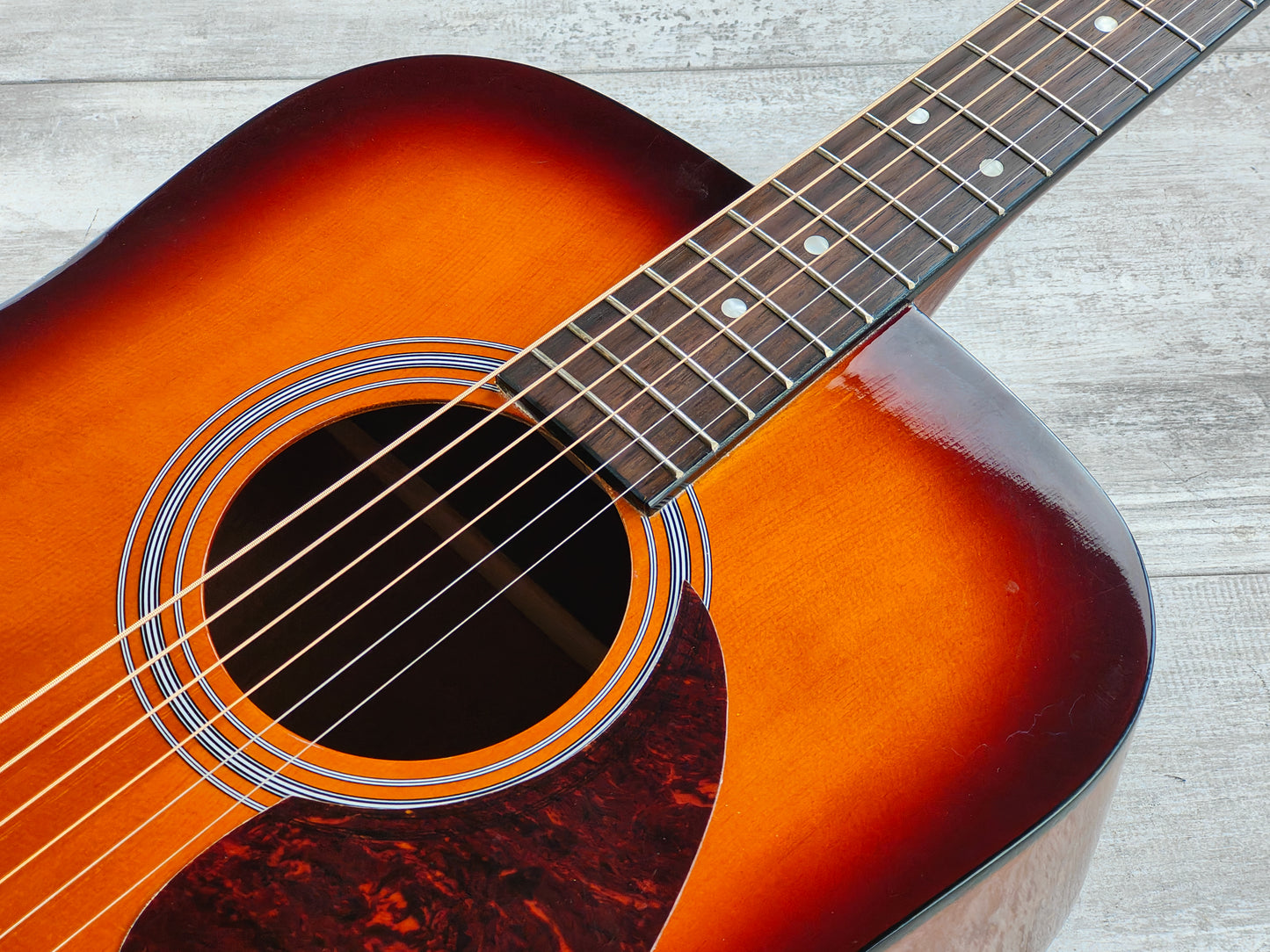 Hummingbird Custom (by Tokai Japan) Acoustic Guitar (Sunburst)