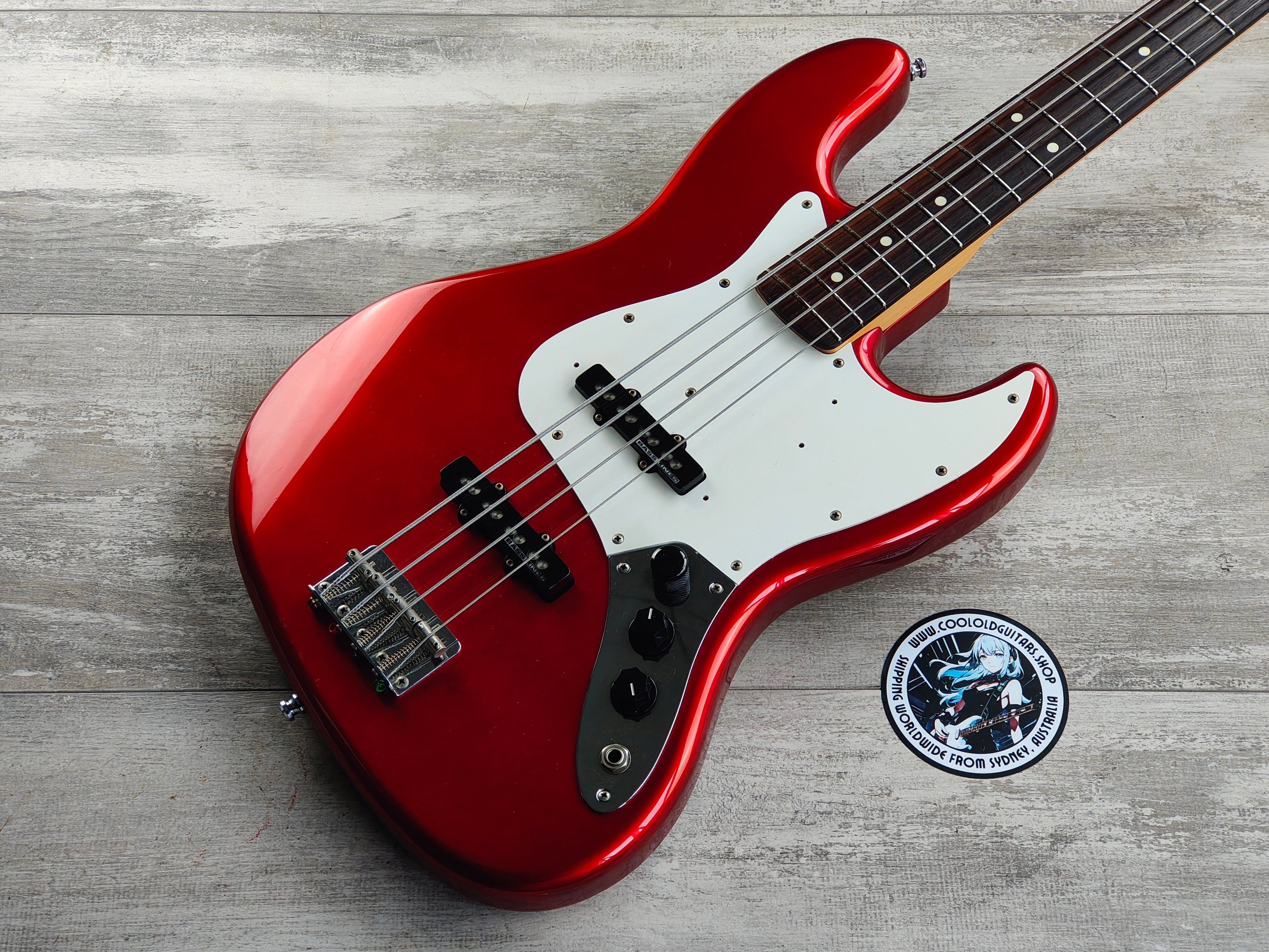 1993 Fender Japan Jazz Bass Standard (Candy Apple Red) – Cool Old Guitars