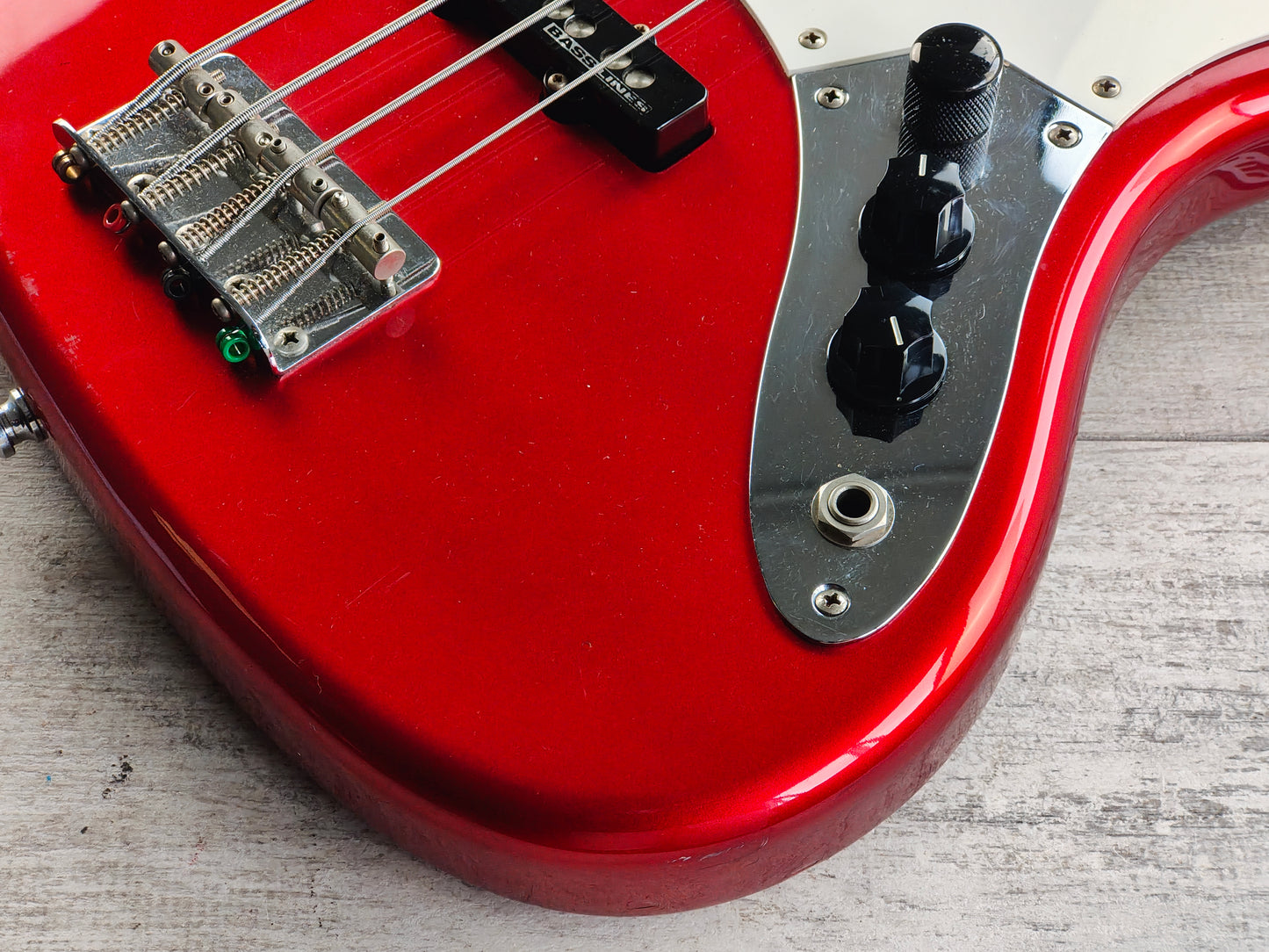 1993 Fender Japan Jazz Bass Standard (Candy Apple Red)