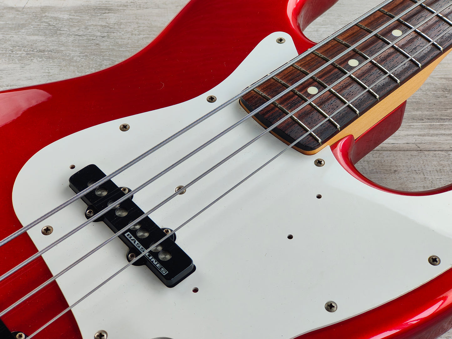 1993 Fender Japan Jazz Bass Standard (Candy Apple Red)