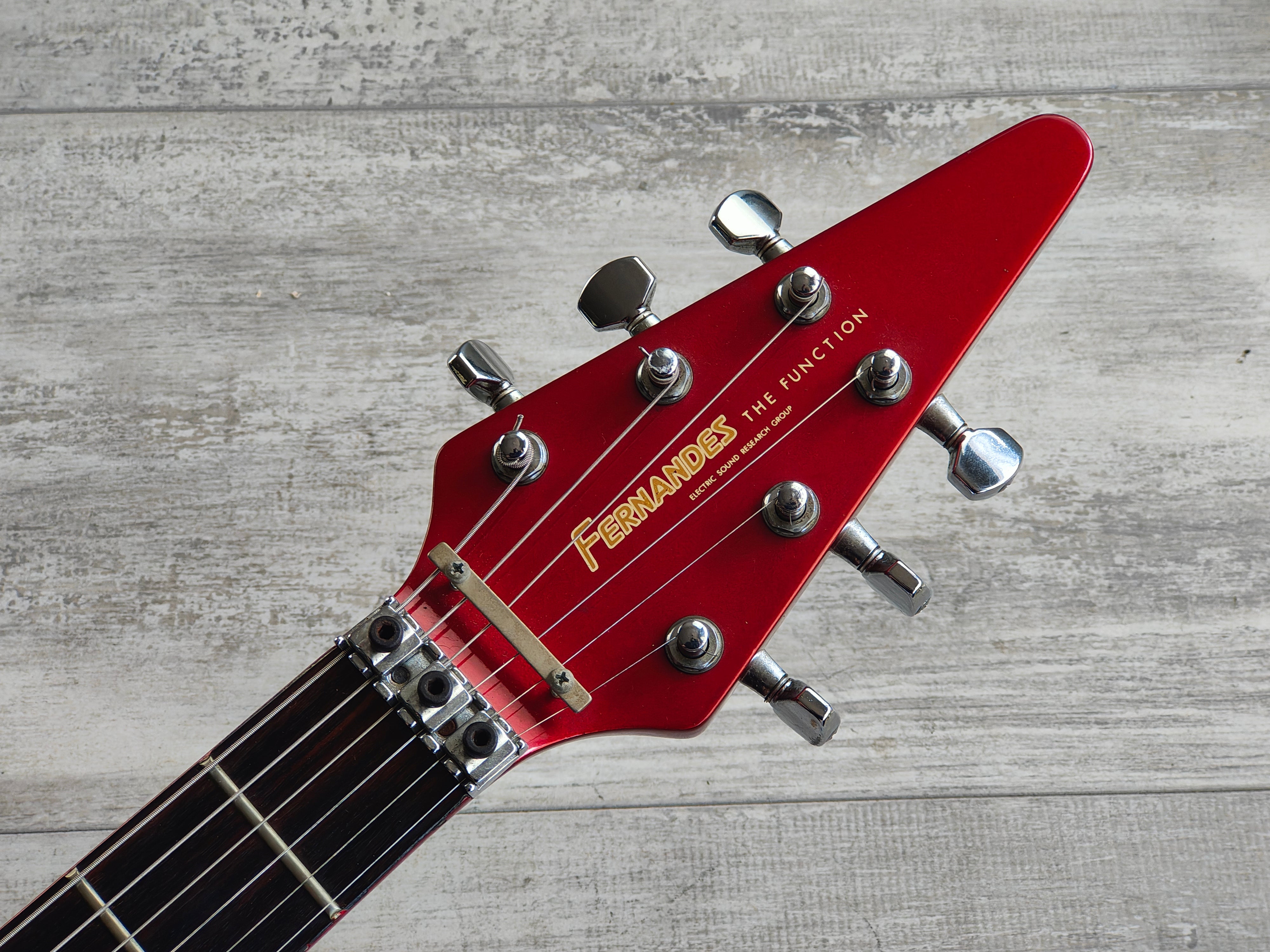 1984 Fernandes Japan BSV-55 Short Scale Flying V (Candy Apple Red) – Cool  Old Guitars