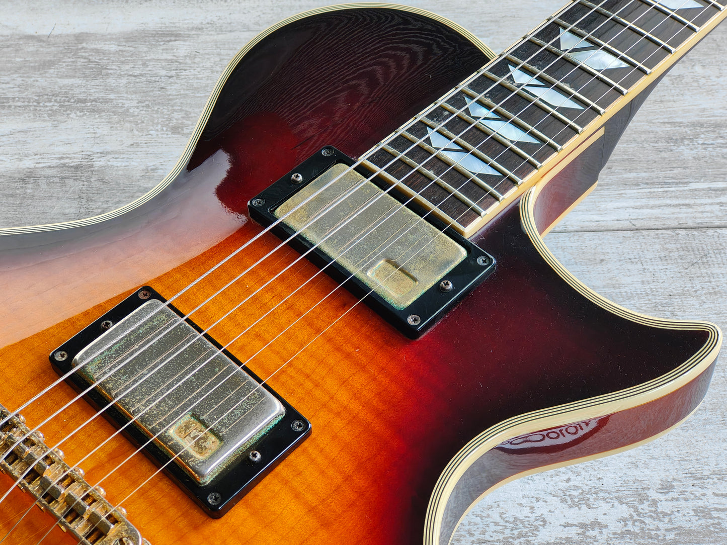 1997 Burny Japan LS-135 Single Cutaway (Flamed Brown Sunburst)