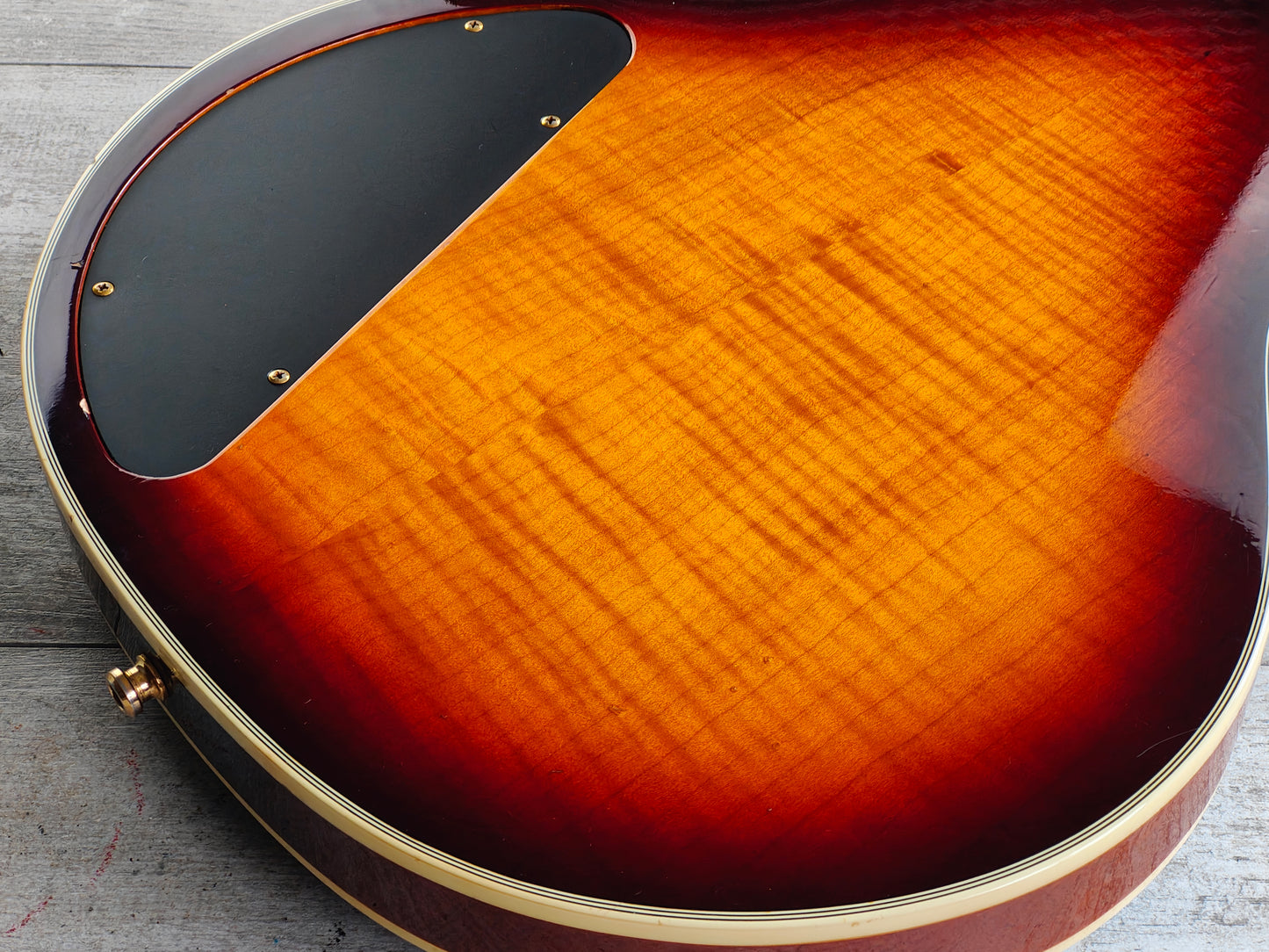 1997 Burny Japan LS-135 Single Cutaway (Flamed Brown Sunburst)