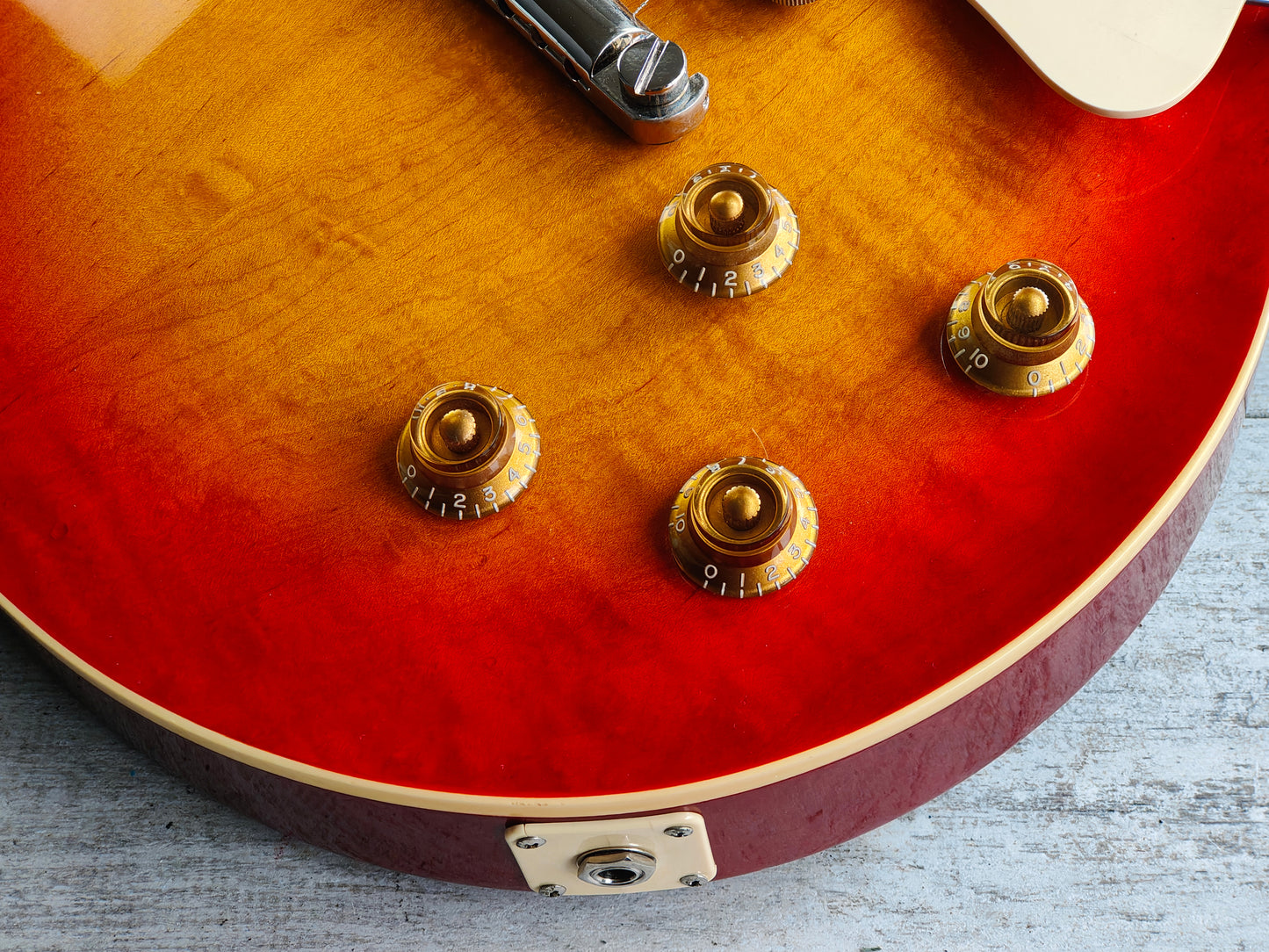 1981 Tokai Japan LS-60 Love Rock Les Paul Standard (Cherry Sunburst)