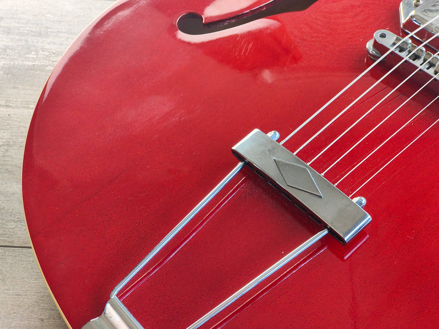 1996 Epiphone Sorrento Reissue Hollowbody (Cherry Red)