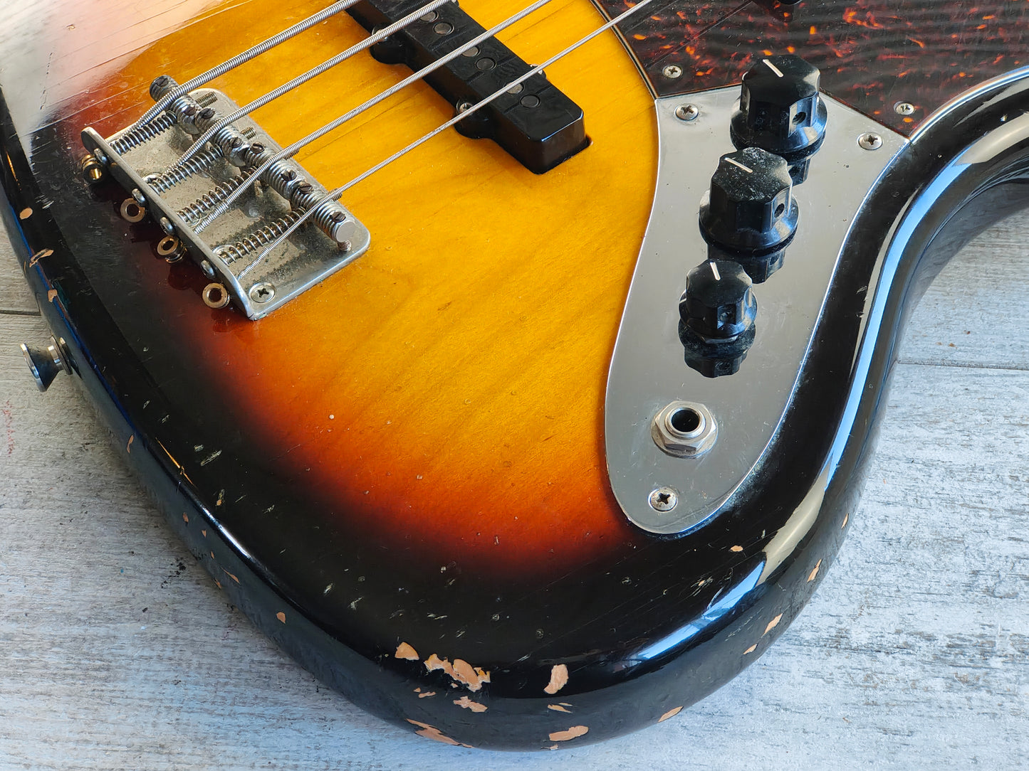 2006 Navigator (by ESP Japan) NJB-280LTD Jazz Bass (Sunburst)