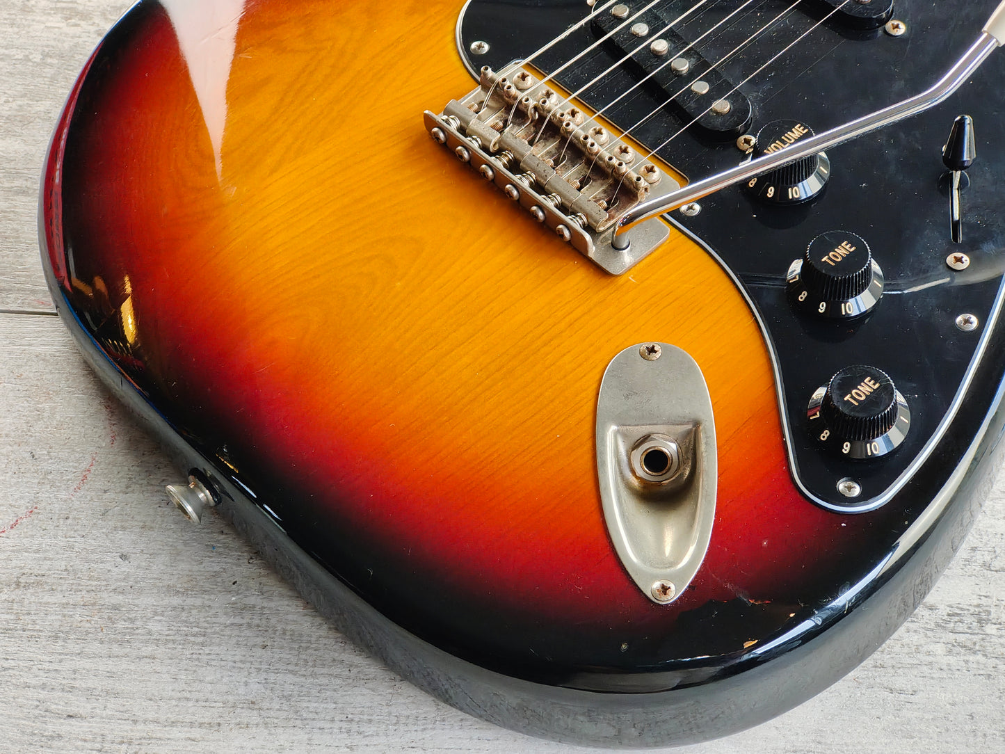 1979 Aria Pro II Japan ST-500 '62 Reissue Stratocaster (Sunburst)