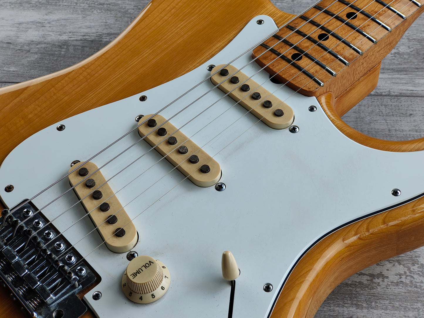 1979 Yamaha Japan SR400 "Super Rock'n Roller" Stratocaster (Natural)