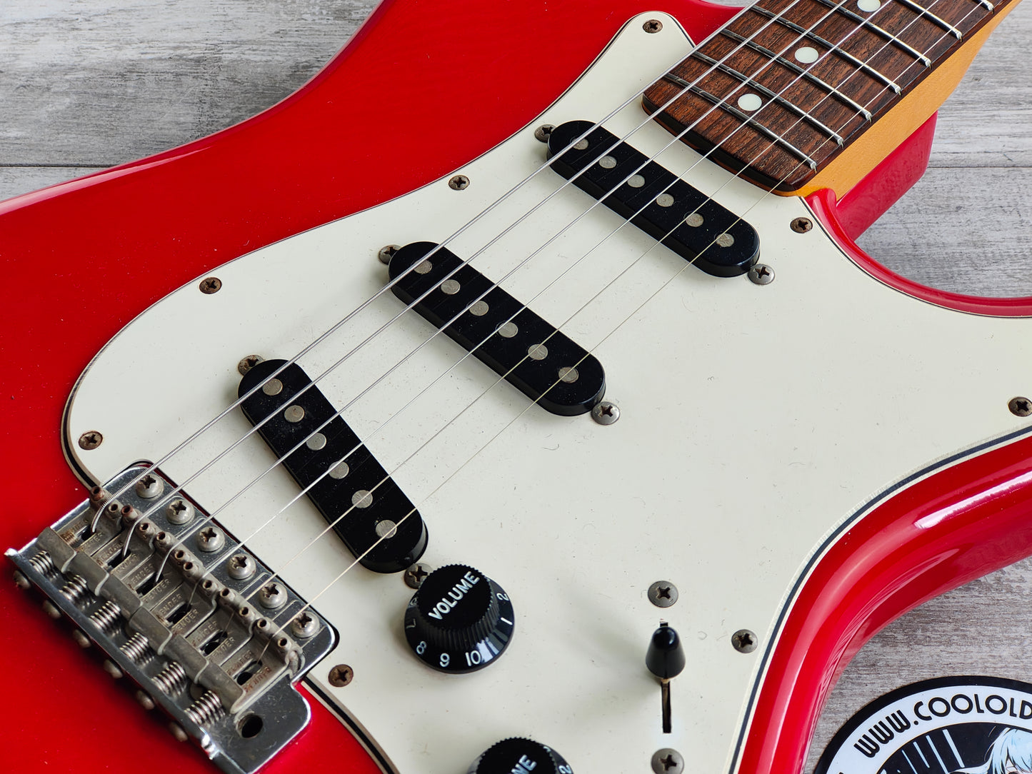 1984 Squier (by Fender Japan) SST-30 Vintage Stratocaster (Torino Red)