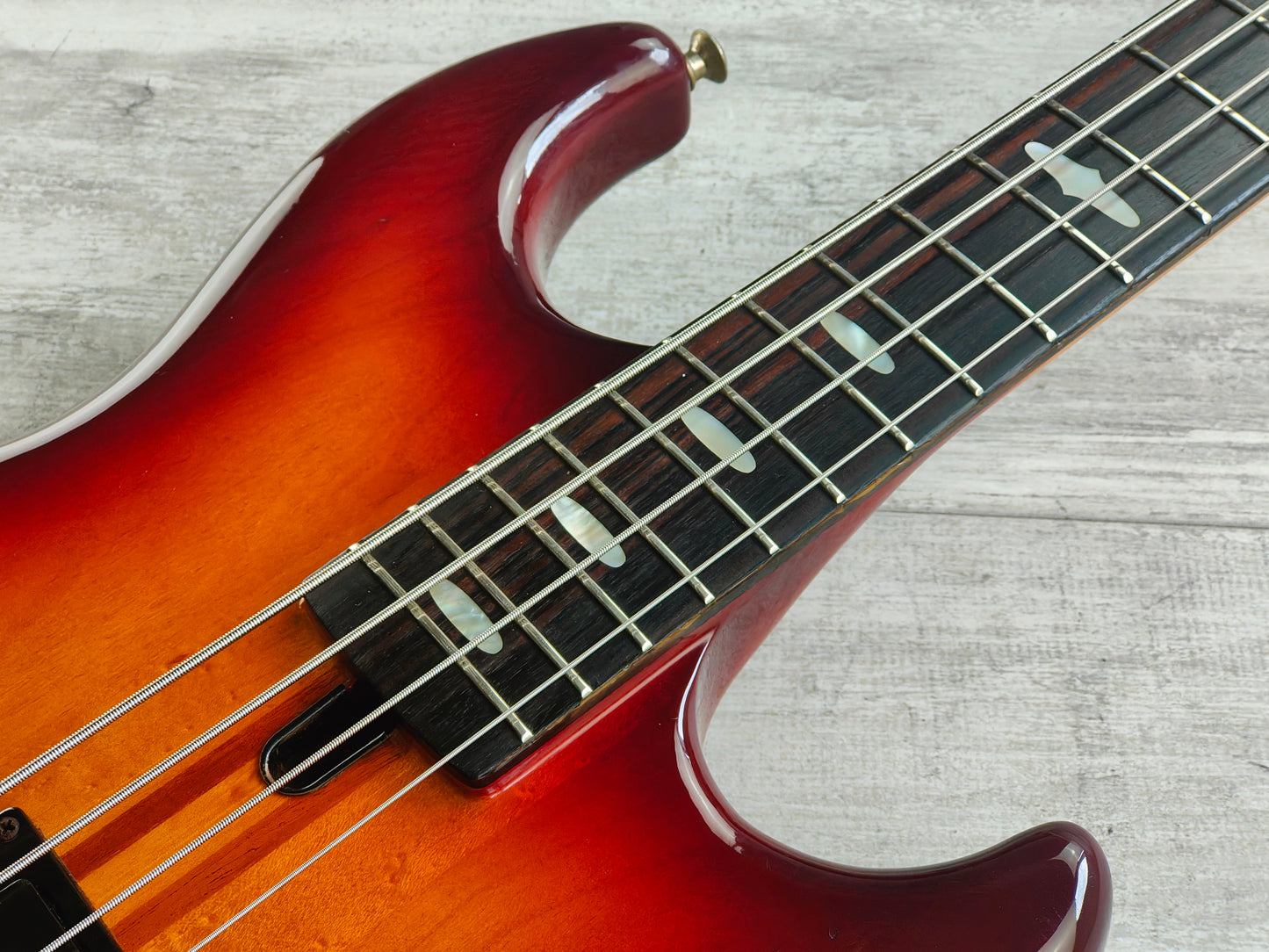 1977 Yamaha Japan BB1200 "Broadbass 1200" Neckthrough Bass (Sunburst)