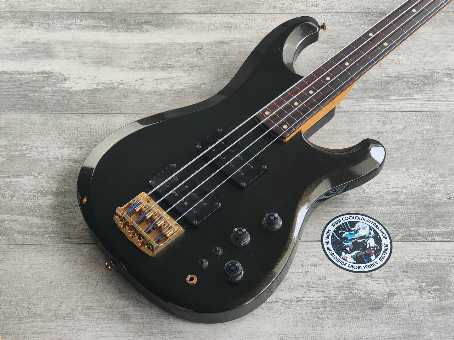 1984 Ibanez Japan RB845 Roadstar II Series Fretless Bass (Metallic Black)