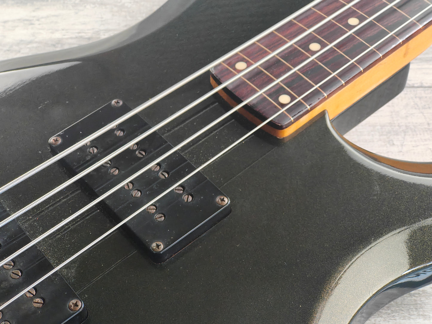 1984 Ibanez Japan RB845 Roadstar II Series Fretless Bass (Metallic Black)