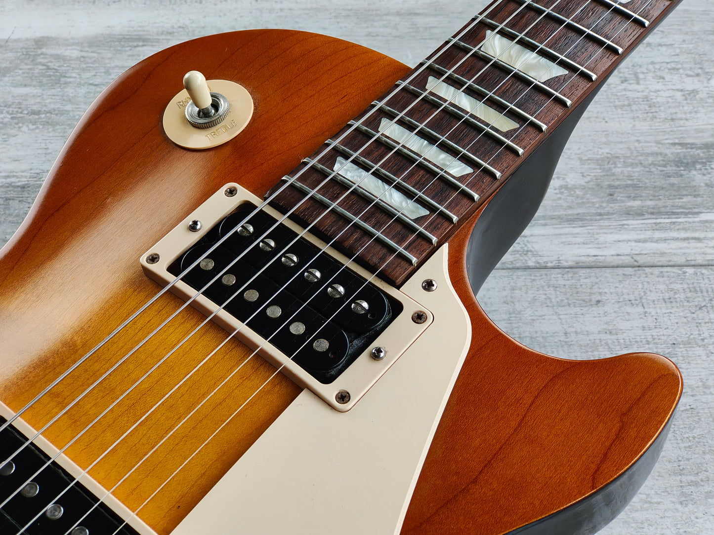 2016 Gibson USA Les Paul Studio '50s Tribute Traditional (Satin Honeyburst)