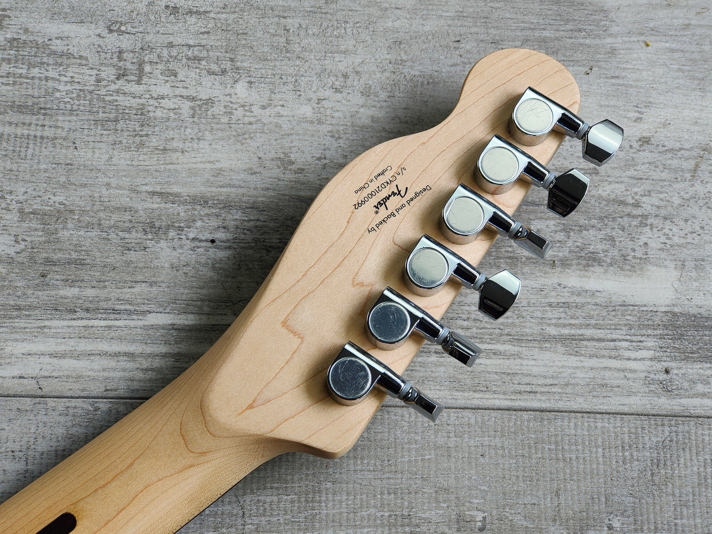 Squier Affinity Series Telecaster Deluxe HH w/Bareknuckles (Burgundy Mist)