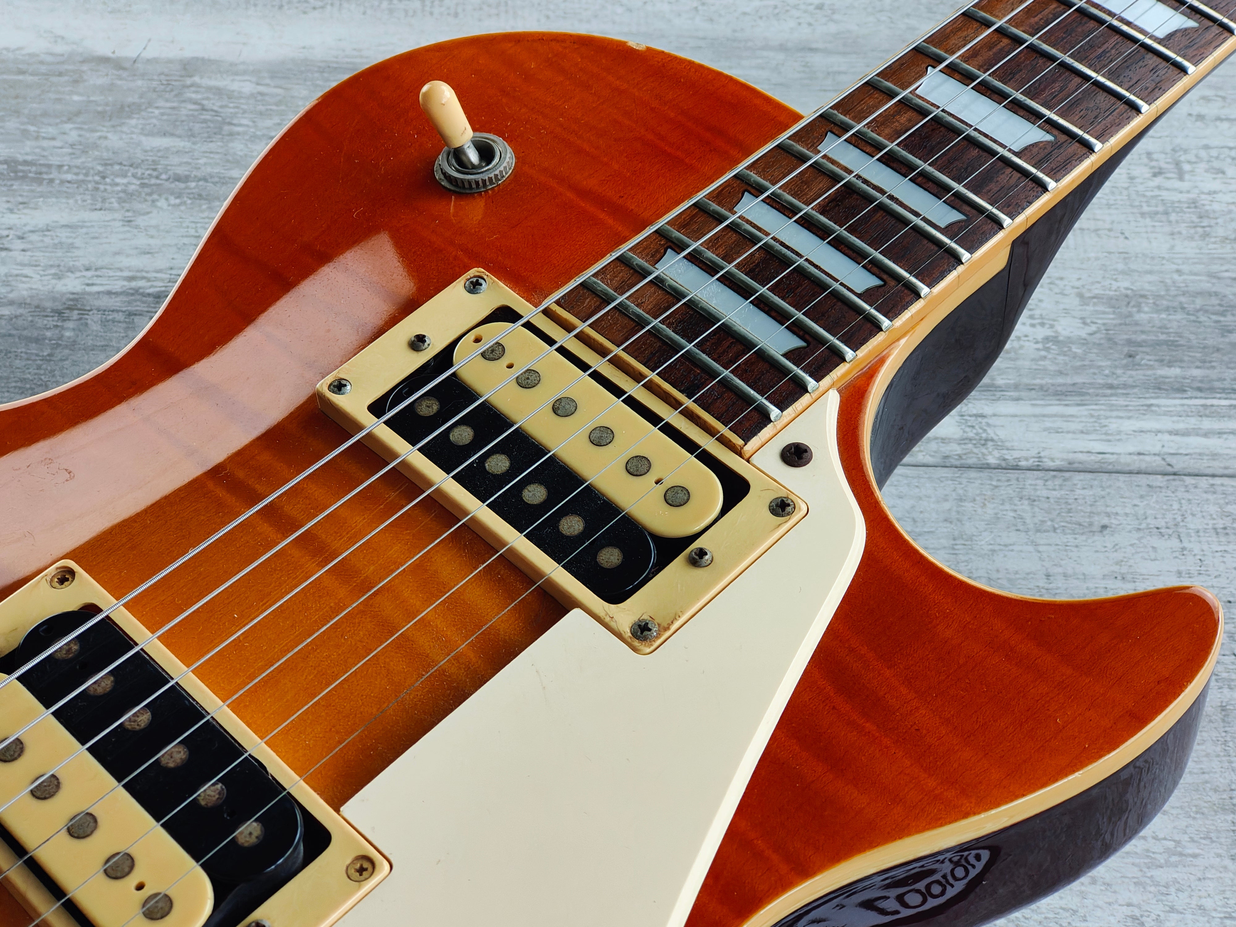 1990's Tokai Love Rock Les Paul Standard (Honeyburst) – Cool Old Guitars