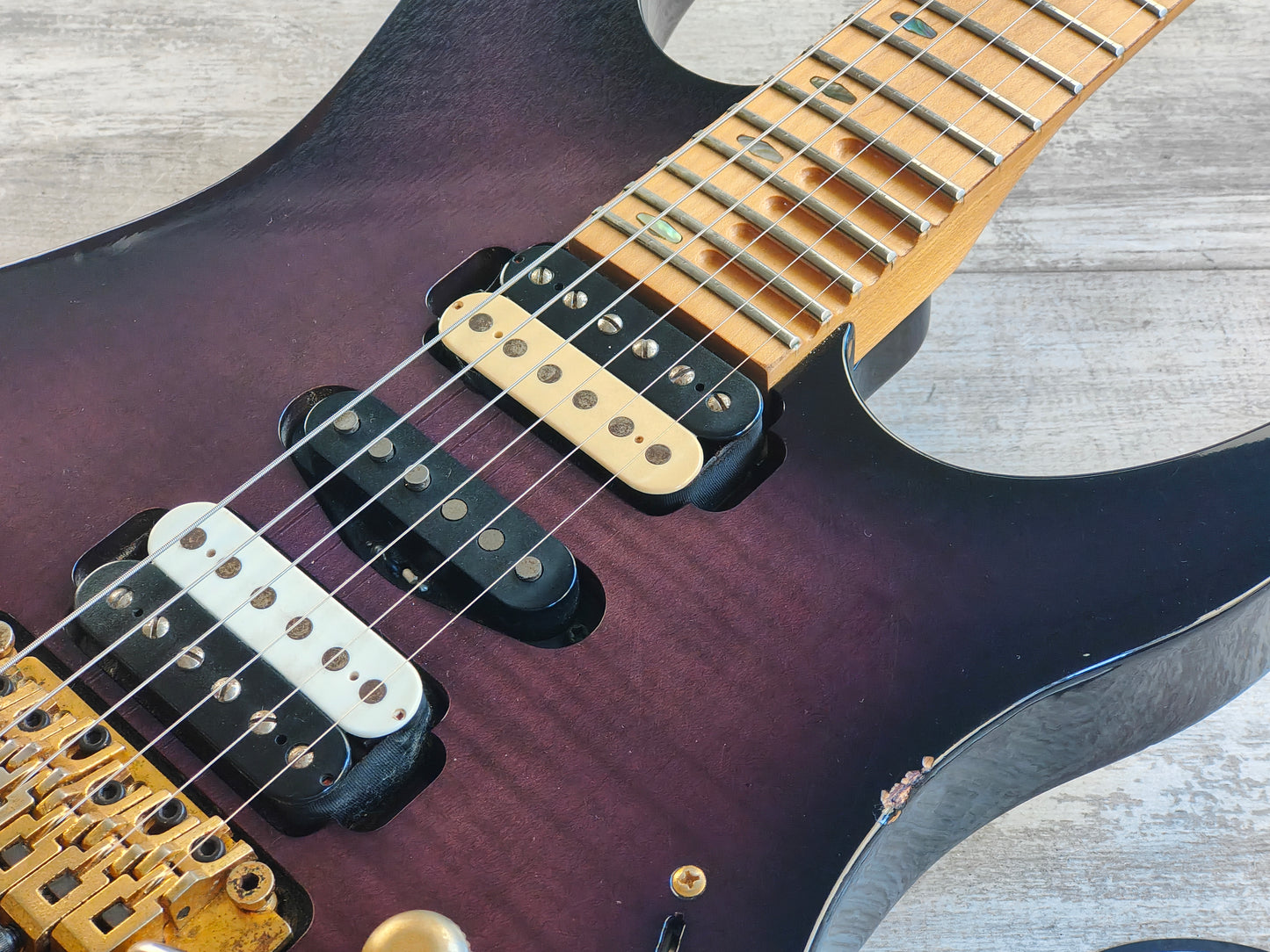 1992 Yamaha 821DMR HSH Superstrat (Violet Burst)