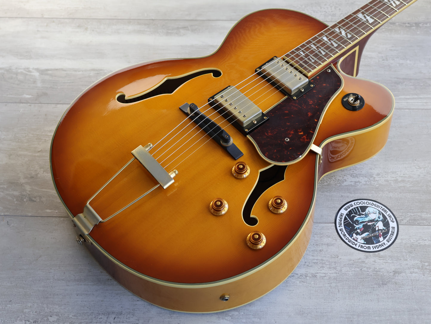 2005 Aria Pro II FA-700 Jazzbox Hollowbody Guitar (Honey Burst)