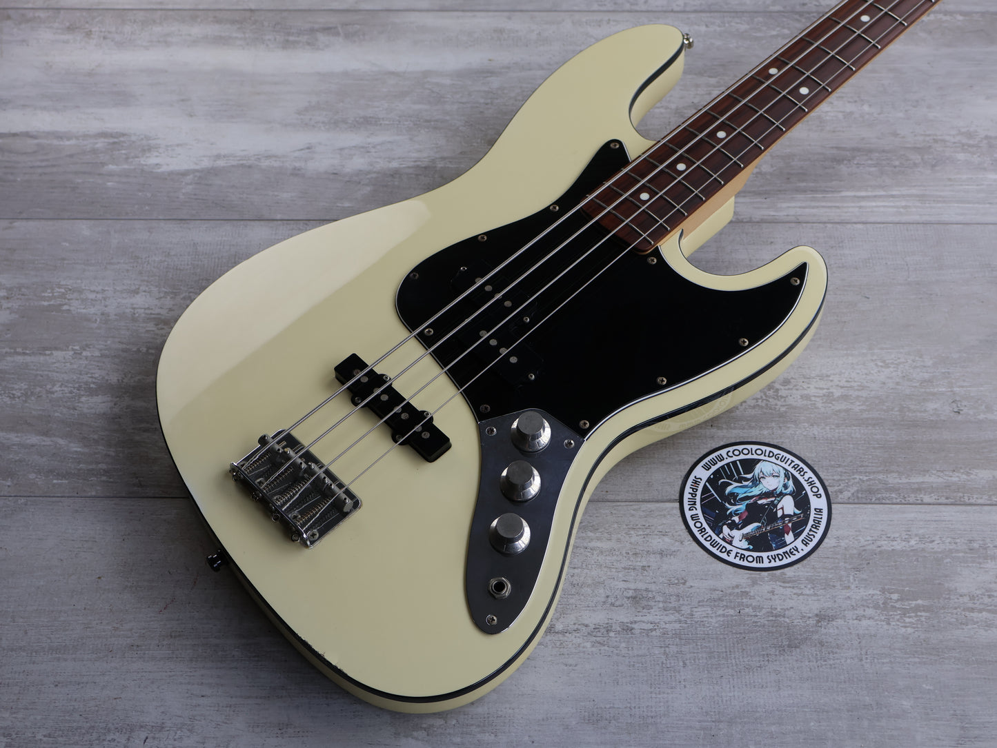 2008 Fender Japan Aerodyne Jazz Bass (White)