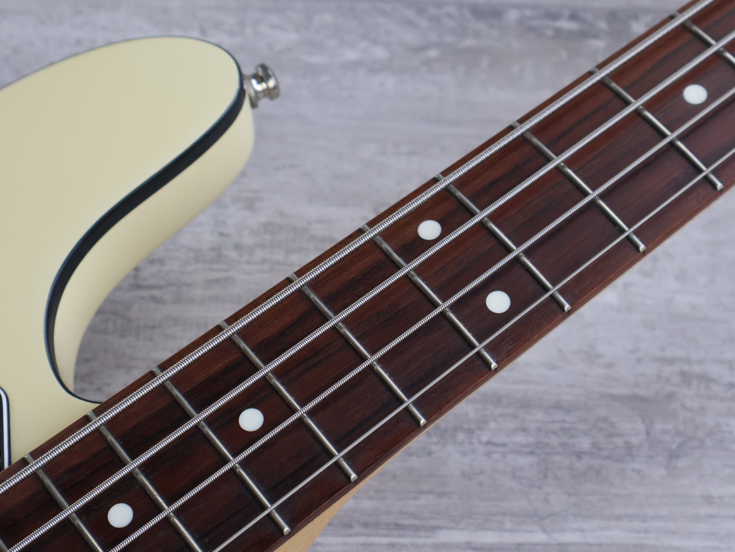 2008 Fender Japan Aerodyne Jazz Bass (White)