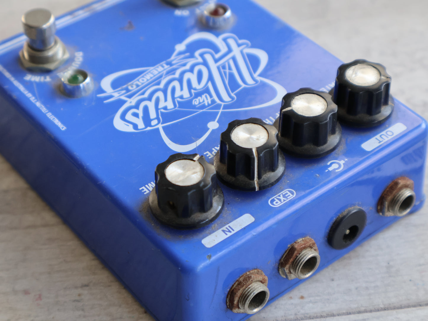 Lounge Guitars "The Harris Tremolo" Pedal - Made in Australia