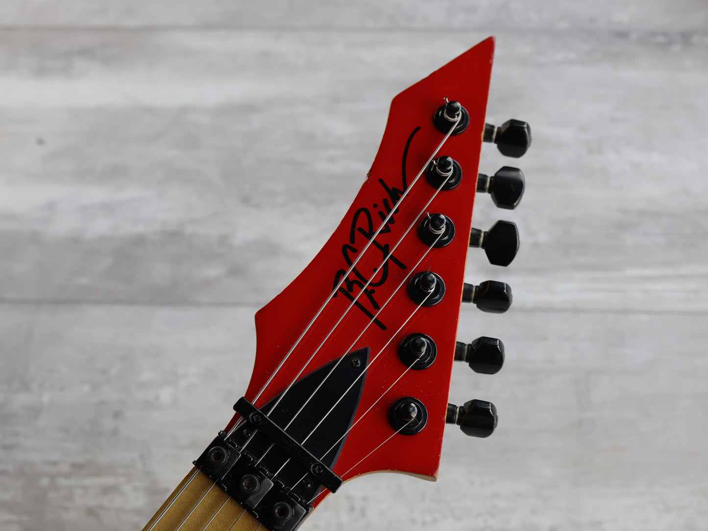 1988 BC Rich Japan GS-MR853 NJ Series Gunslinger (Arrest Me Red)