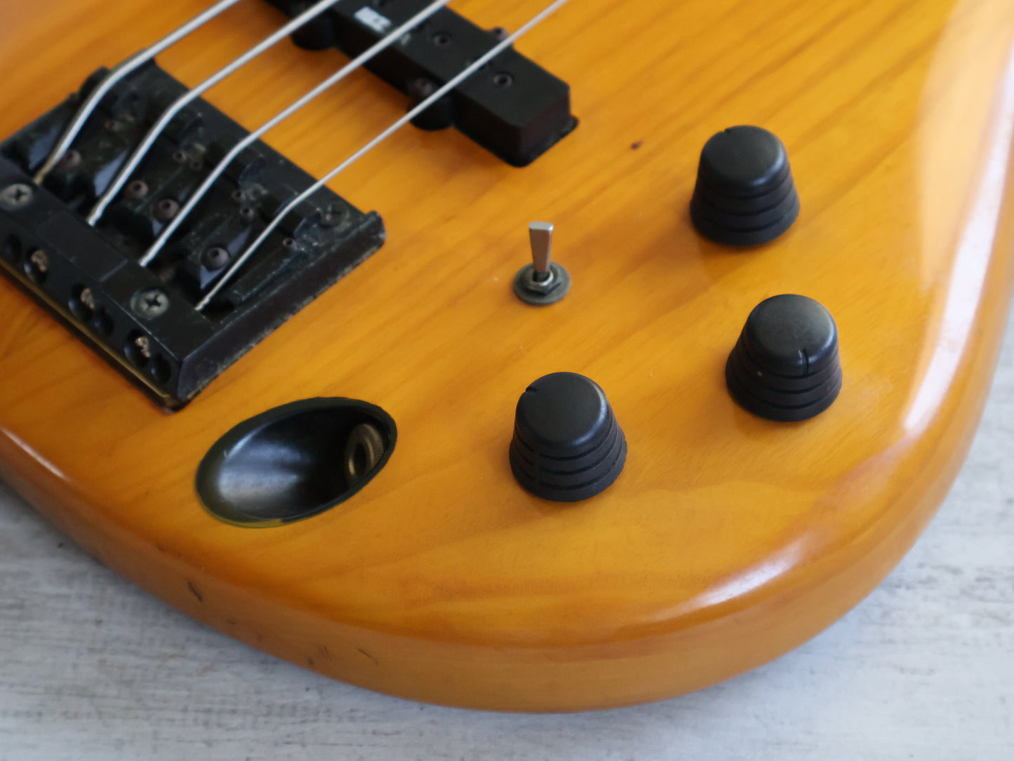 1987 Ibanez Japan SR1100E SDGR Soundgear Bass (Light Amber)