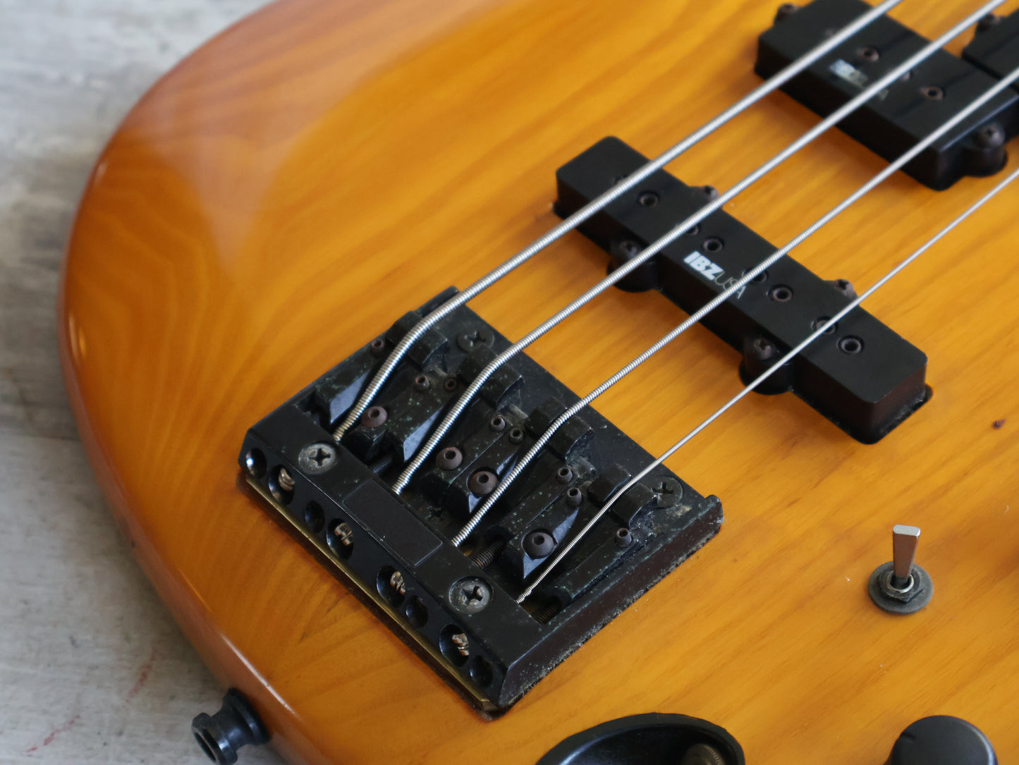 1987 Ibanez Japan SR1100E SDGR Soundgear Bass (Light Amber)