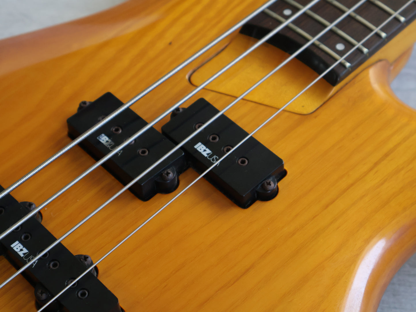 1987 Ibanez Japan SR1100E SDGR Soundgear Bass (Light Amber)