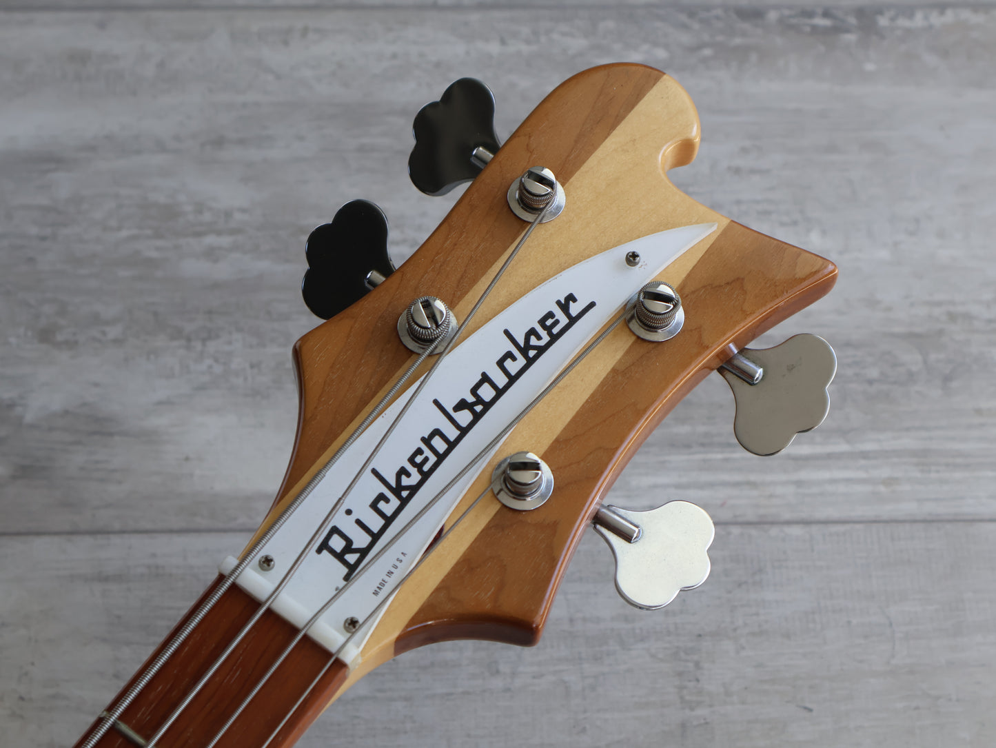 1997 Rickenbacker 4001 V63 Bass (Mapleglo)