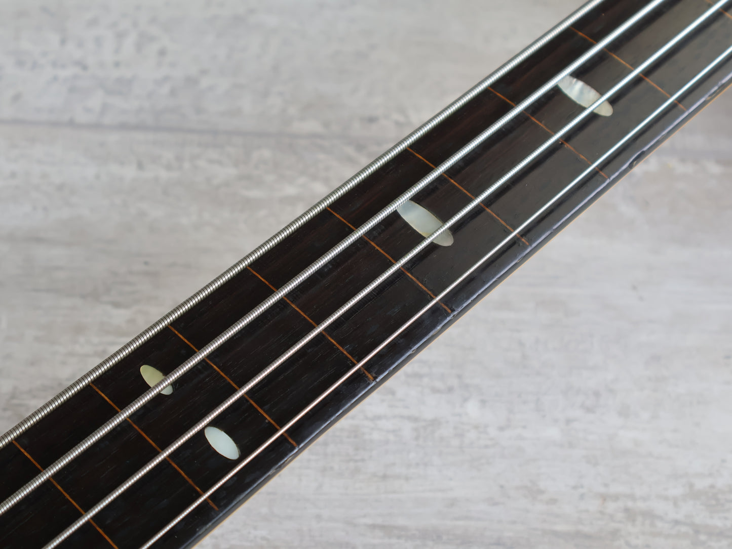 1981 Ibanez Musician MC9240LE Limited Edition Fretless Neckthrough Bass