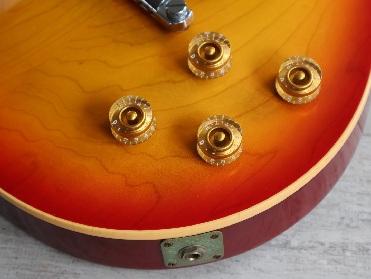 1993 Gibson Les Paul Standard w/EMG's (Cherry Sunburst)