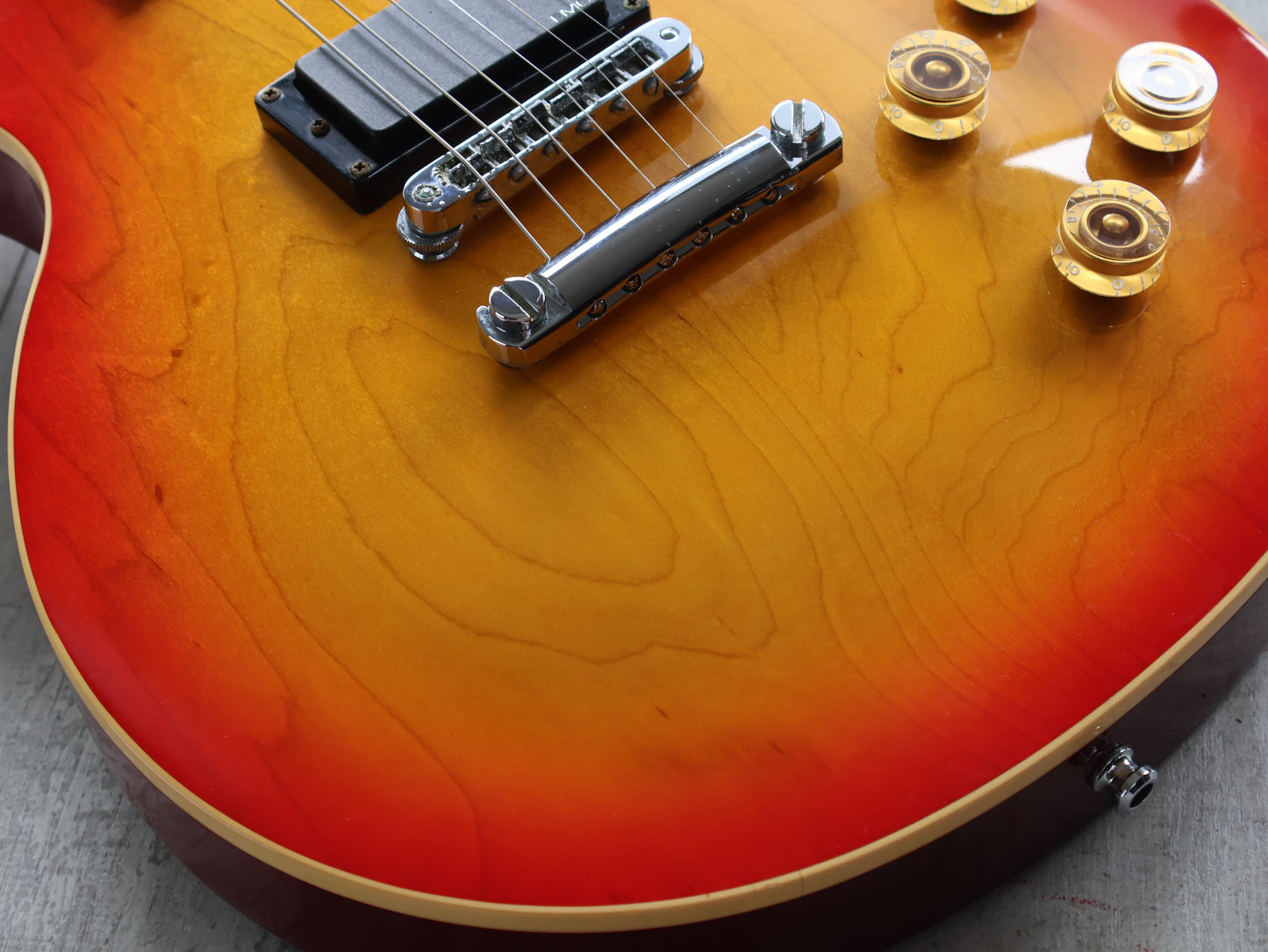 1993 Gibson Les Paul Standard w/EMG's (Cherry Sunburst)