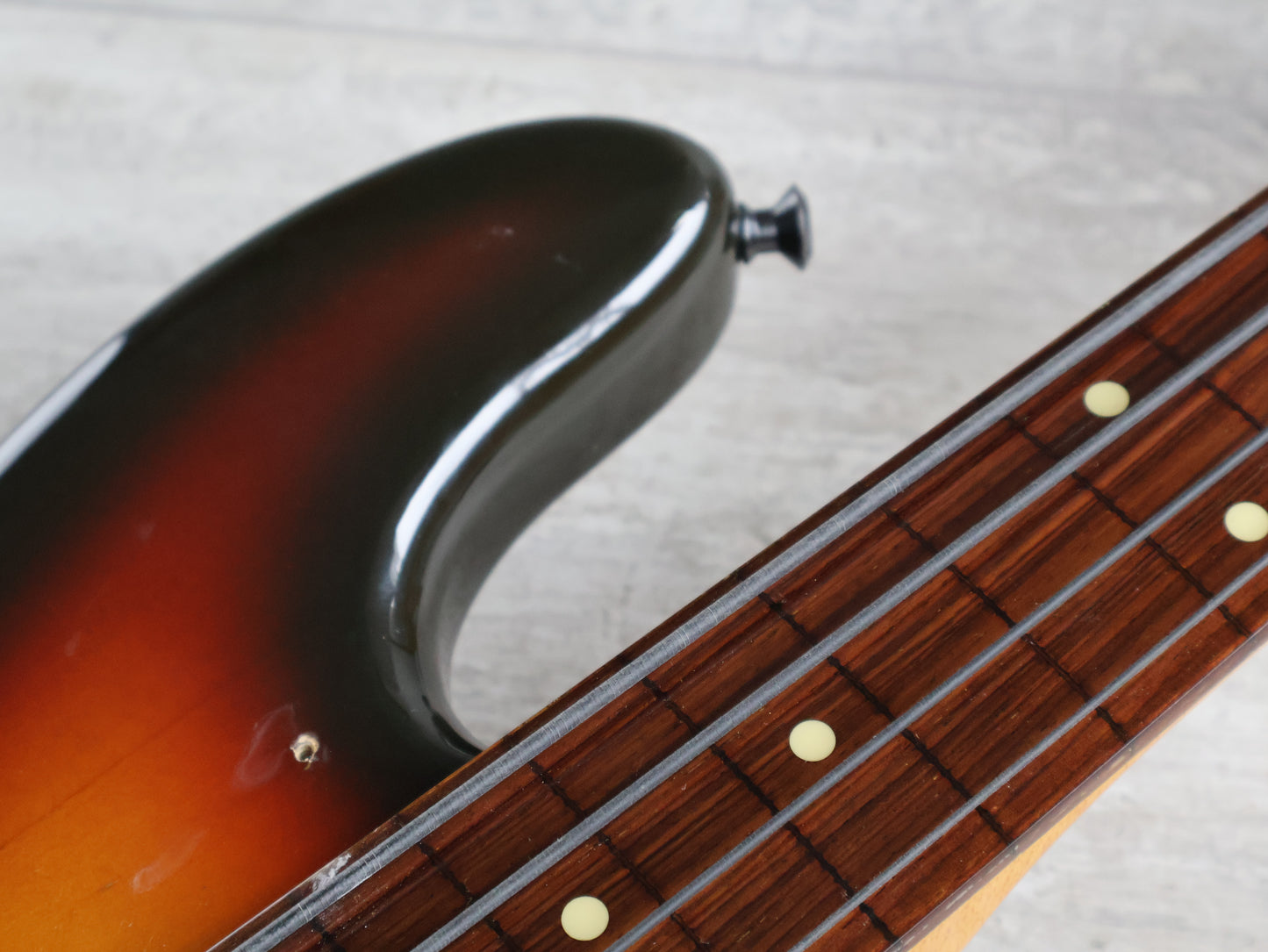 1991 Fender Japan JB62'62 Reissue Jaco Fretless Jazz Bass (Sunburst)