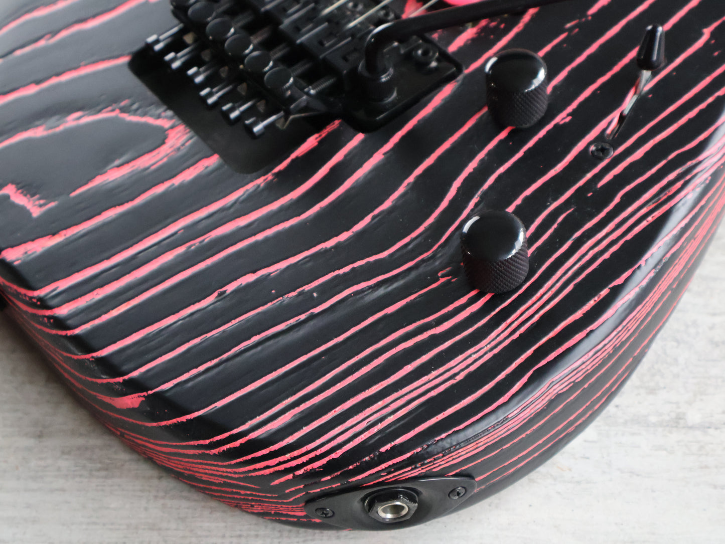 Charvel Pro-Mod San Dimas Style 1 HH Superstrat (Neon Pink Ash)