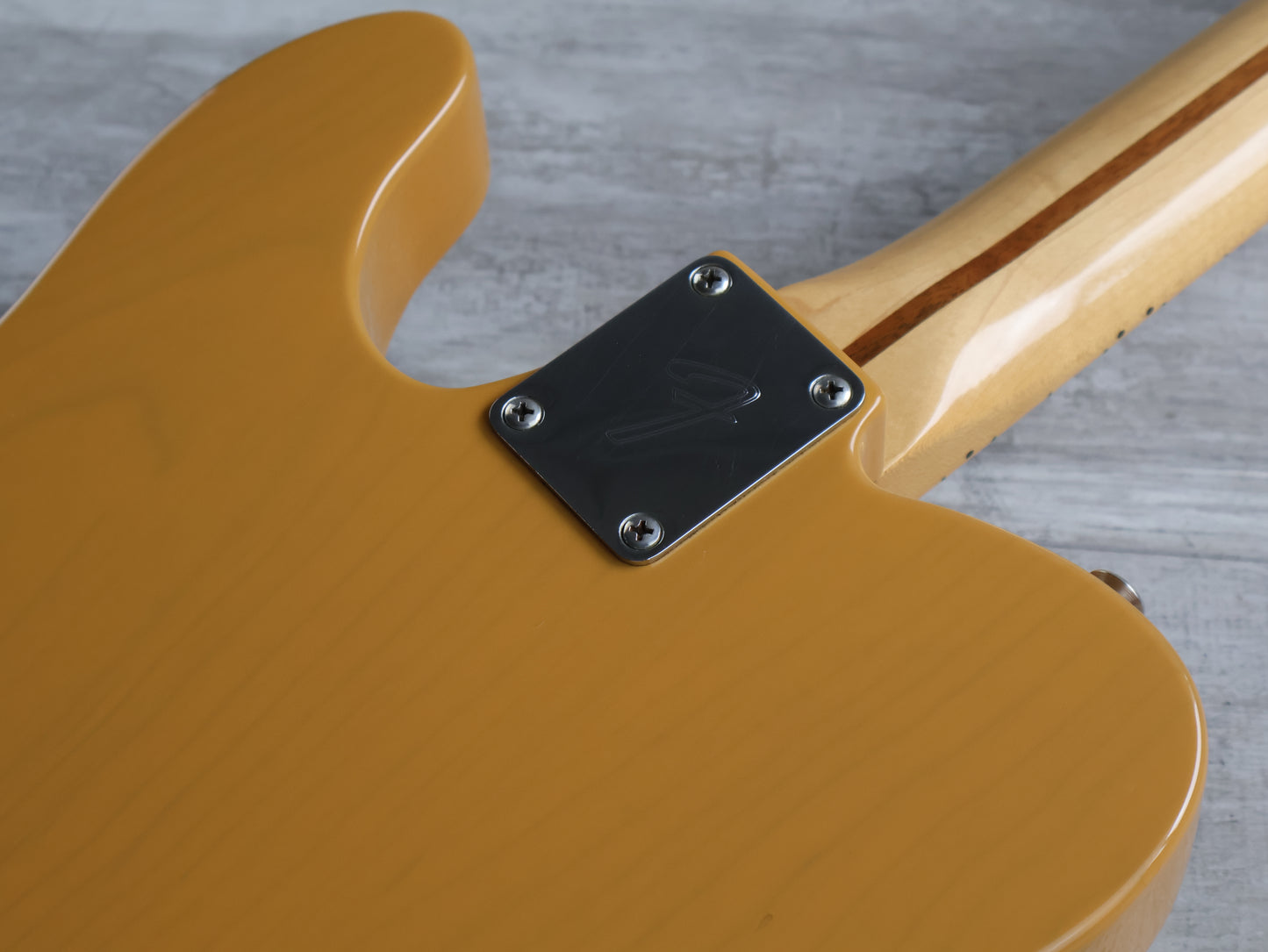 2019 Fender Player Telecaster (Butterscotch Blonde)